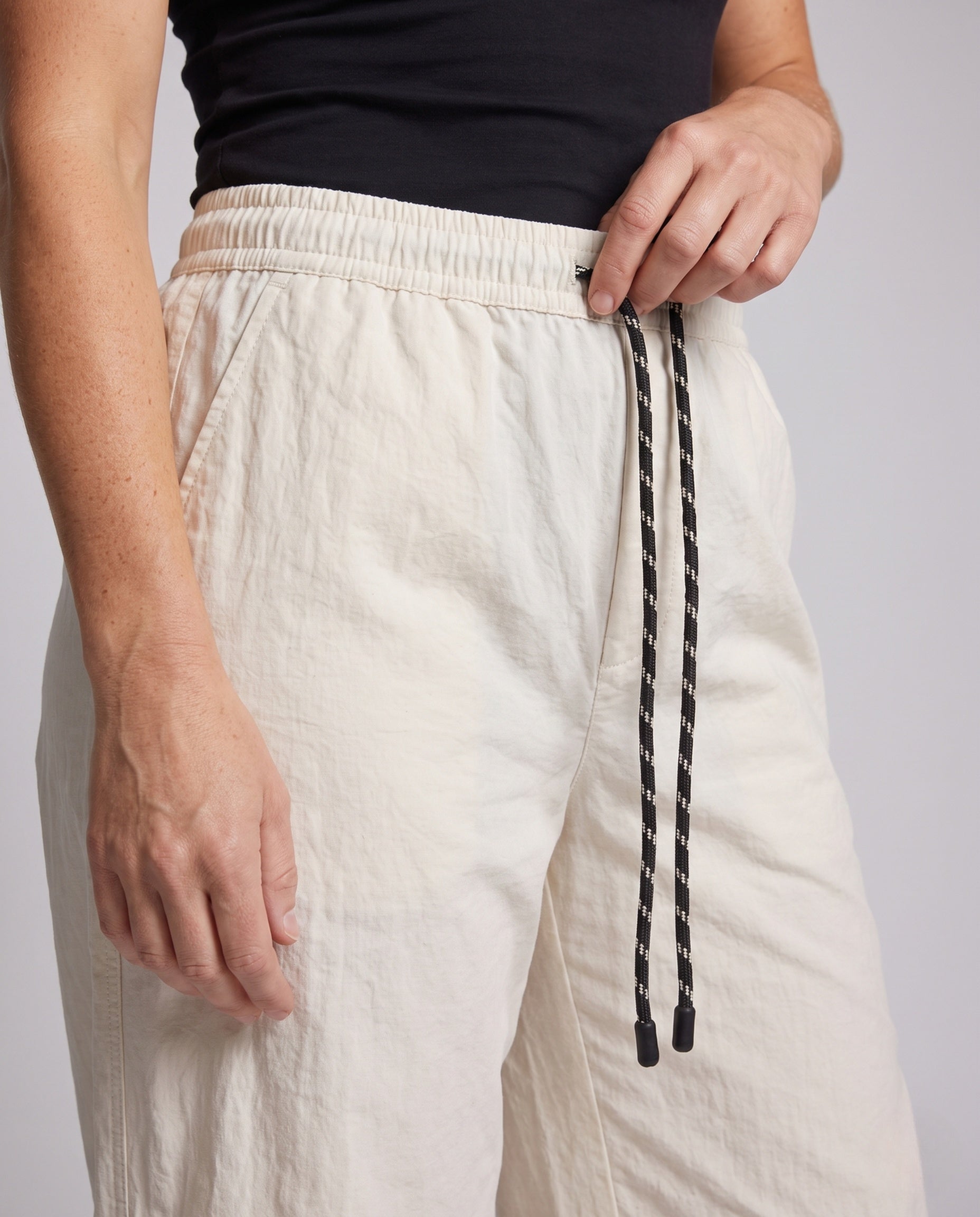 Product 16025040978250 - close_up_detail