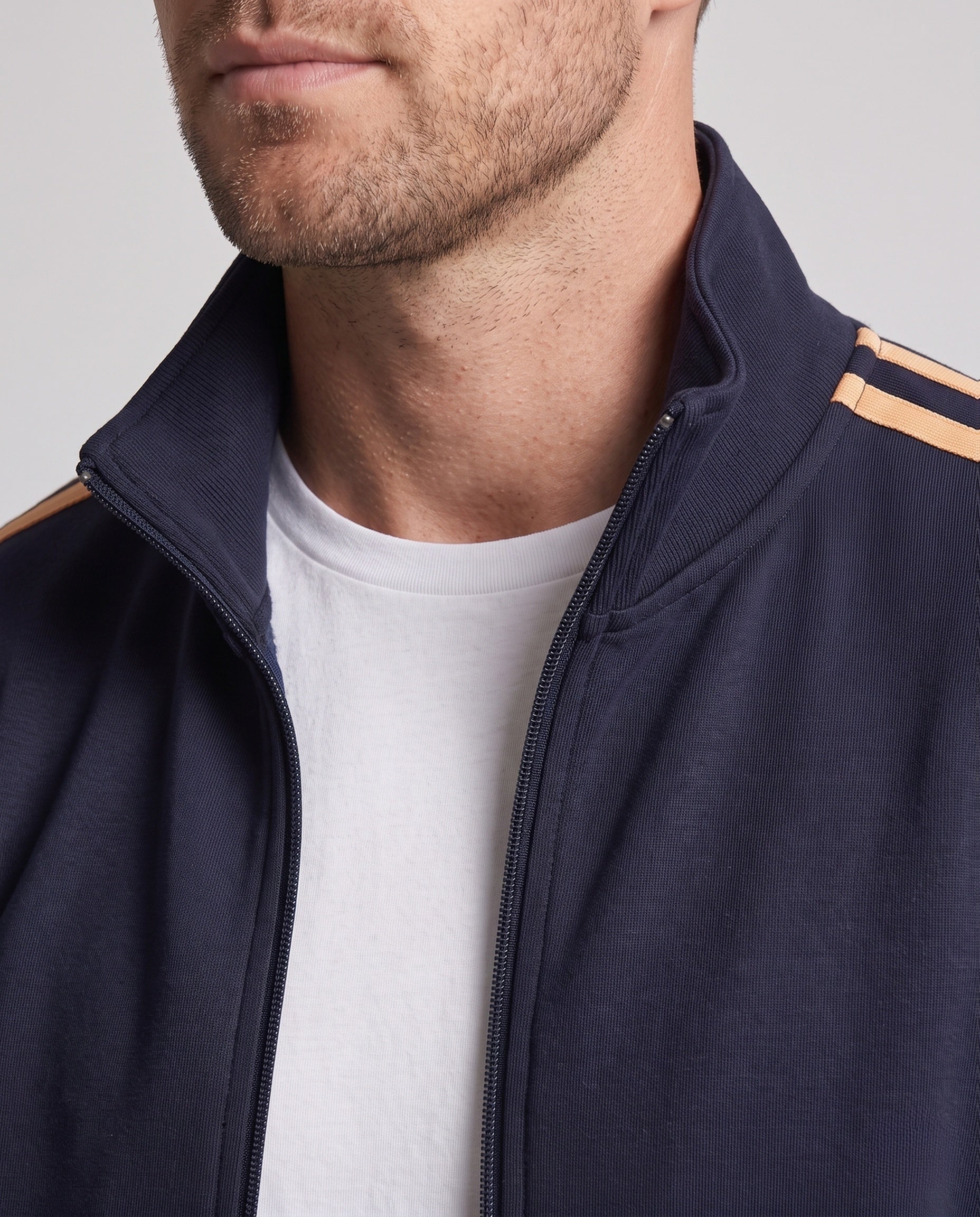 Product 16025153175882 - close_up_detail