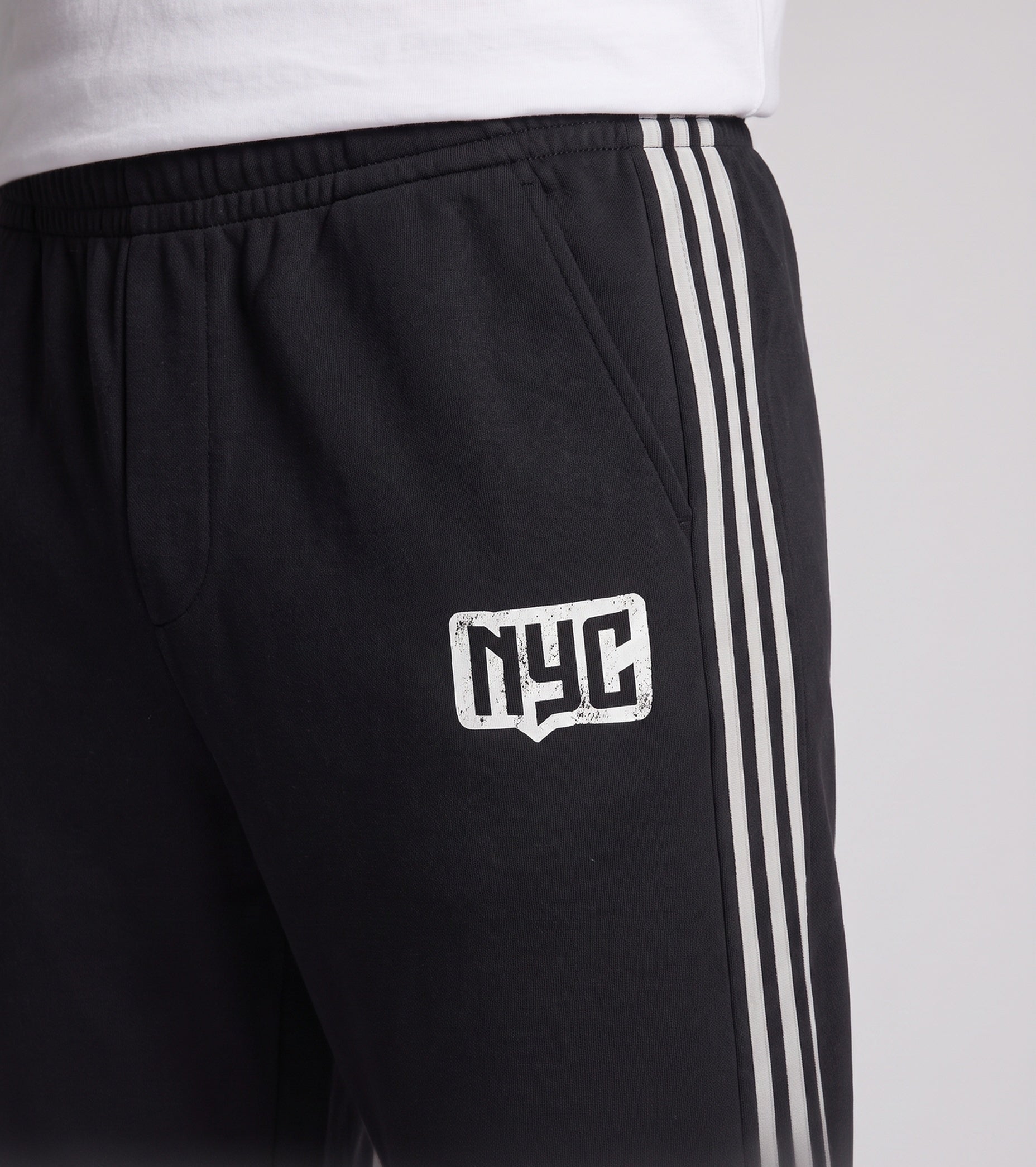 Product 16028655747402 - close_up_detail