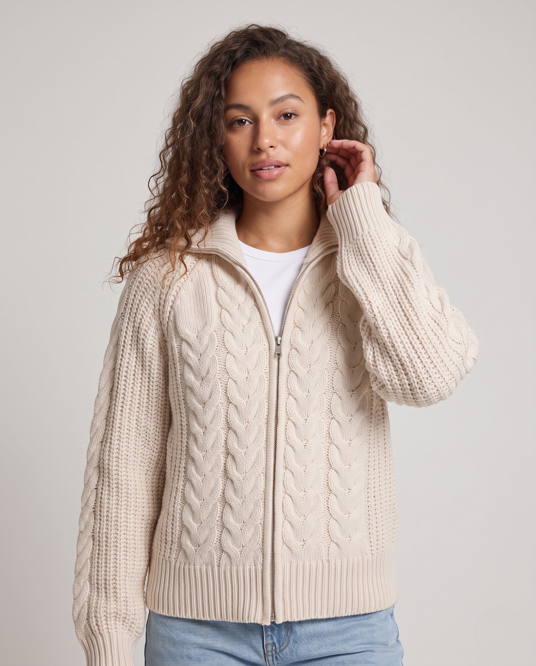 Product 16033016480074 - upper_body