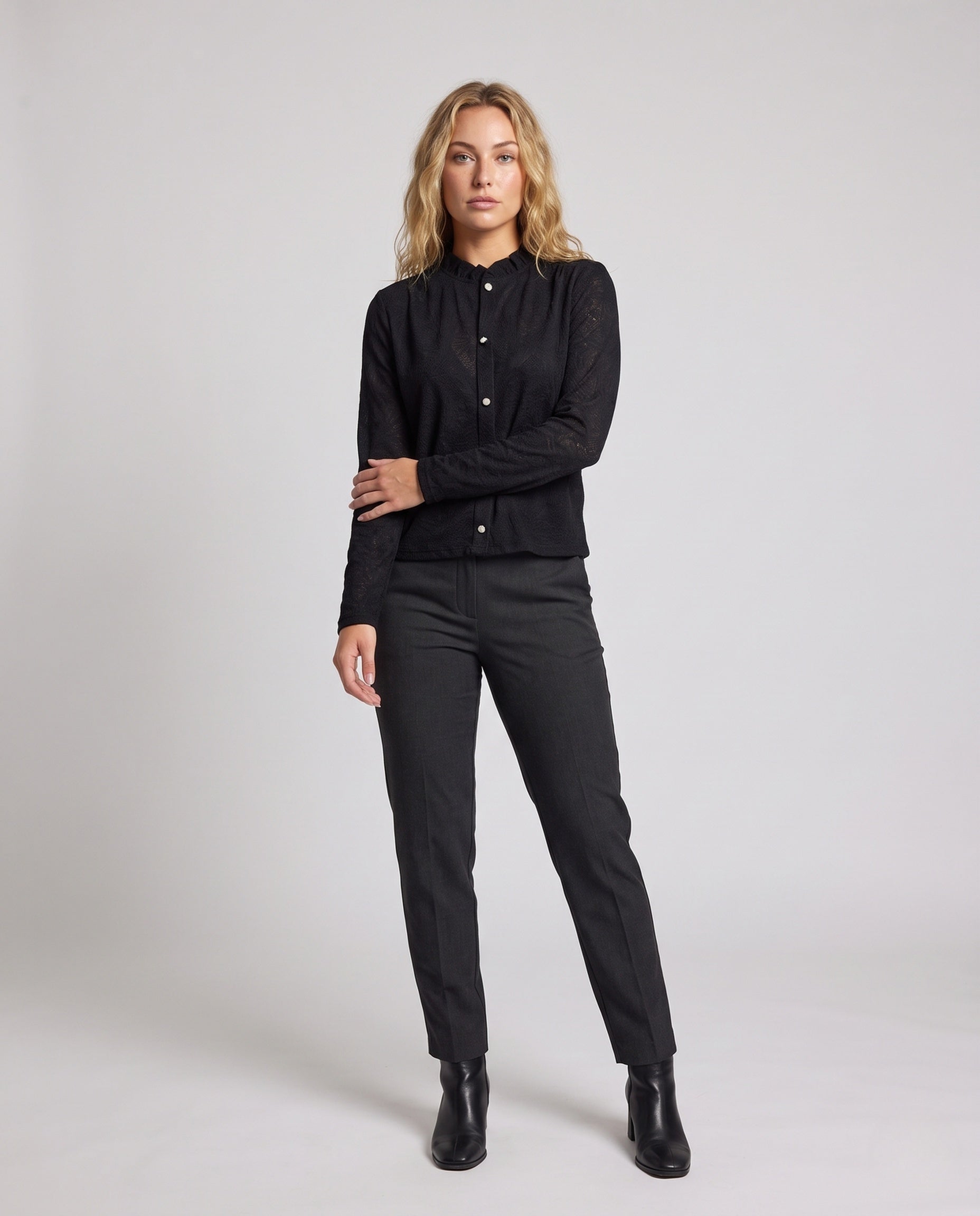 Product 16033016873290 - full_body_front