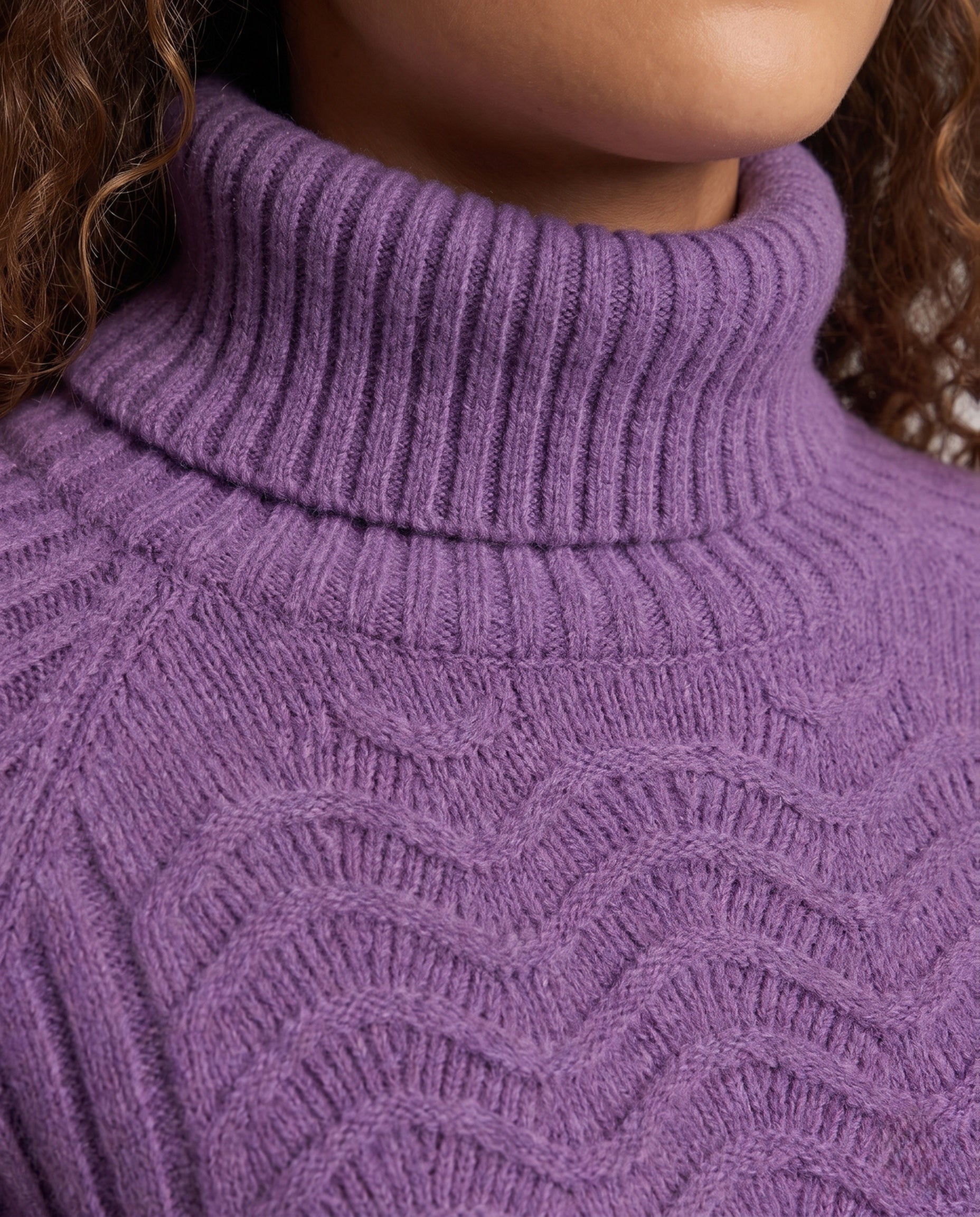 Product 16033025524042 - close_up_detail