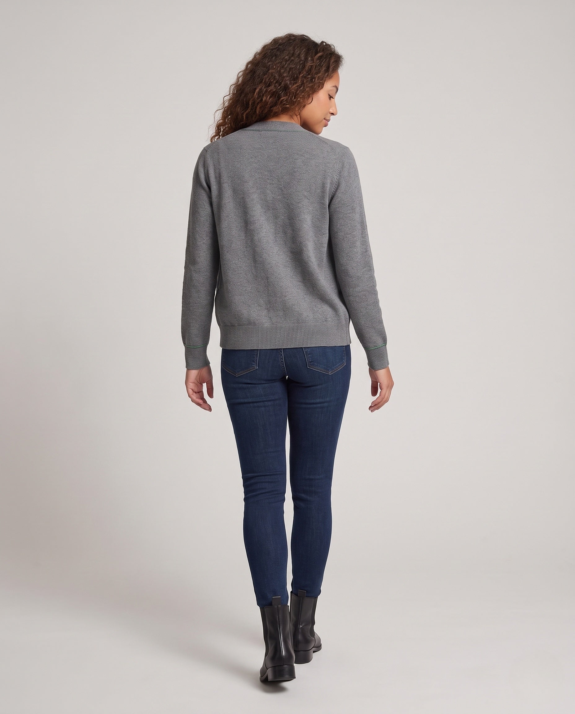 Product 16033027883338 - back_view
