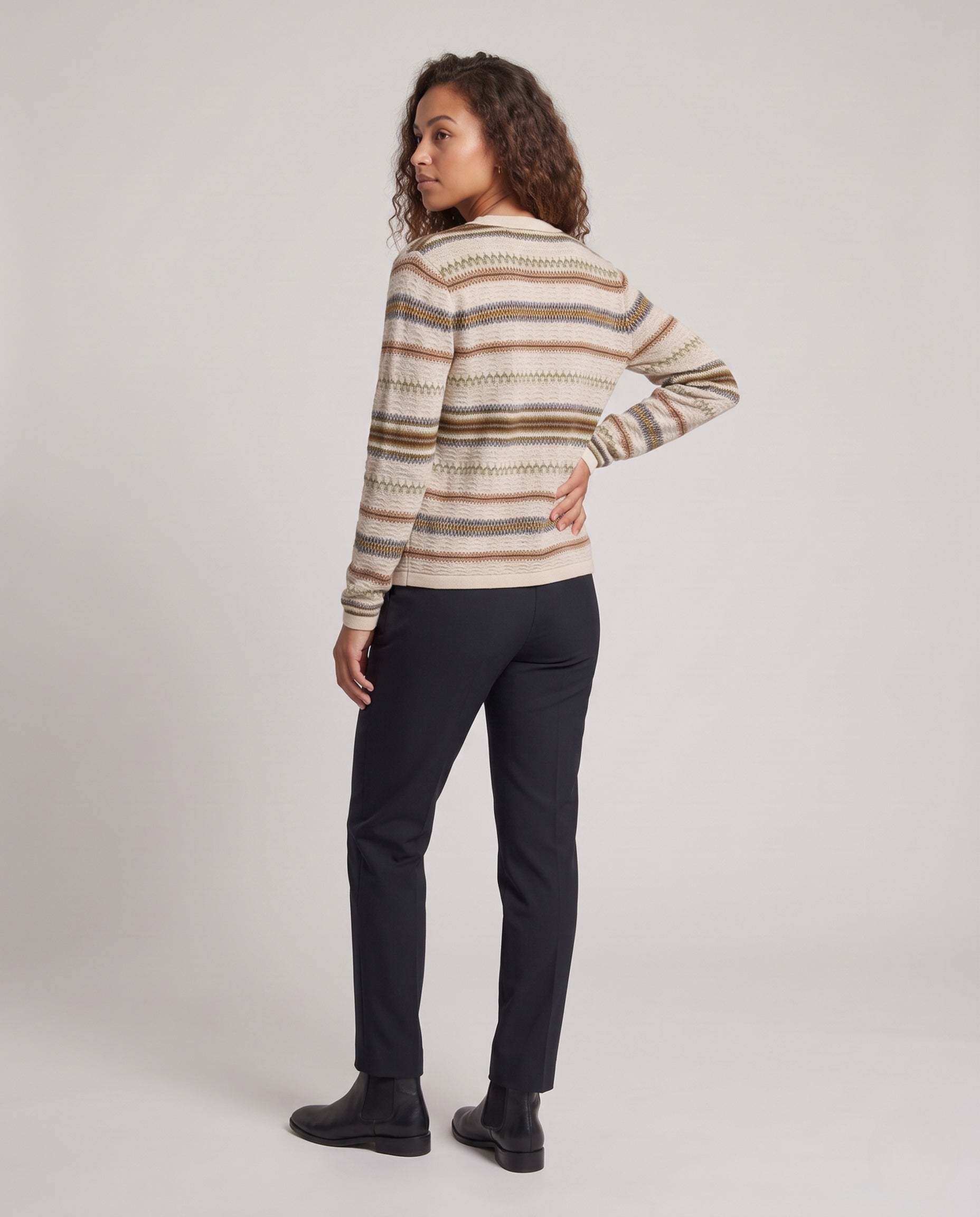 Product 16033030111562 - back_view