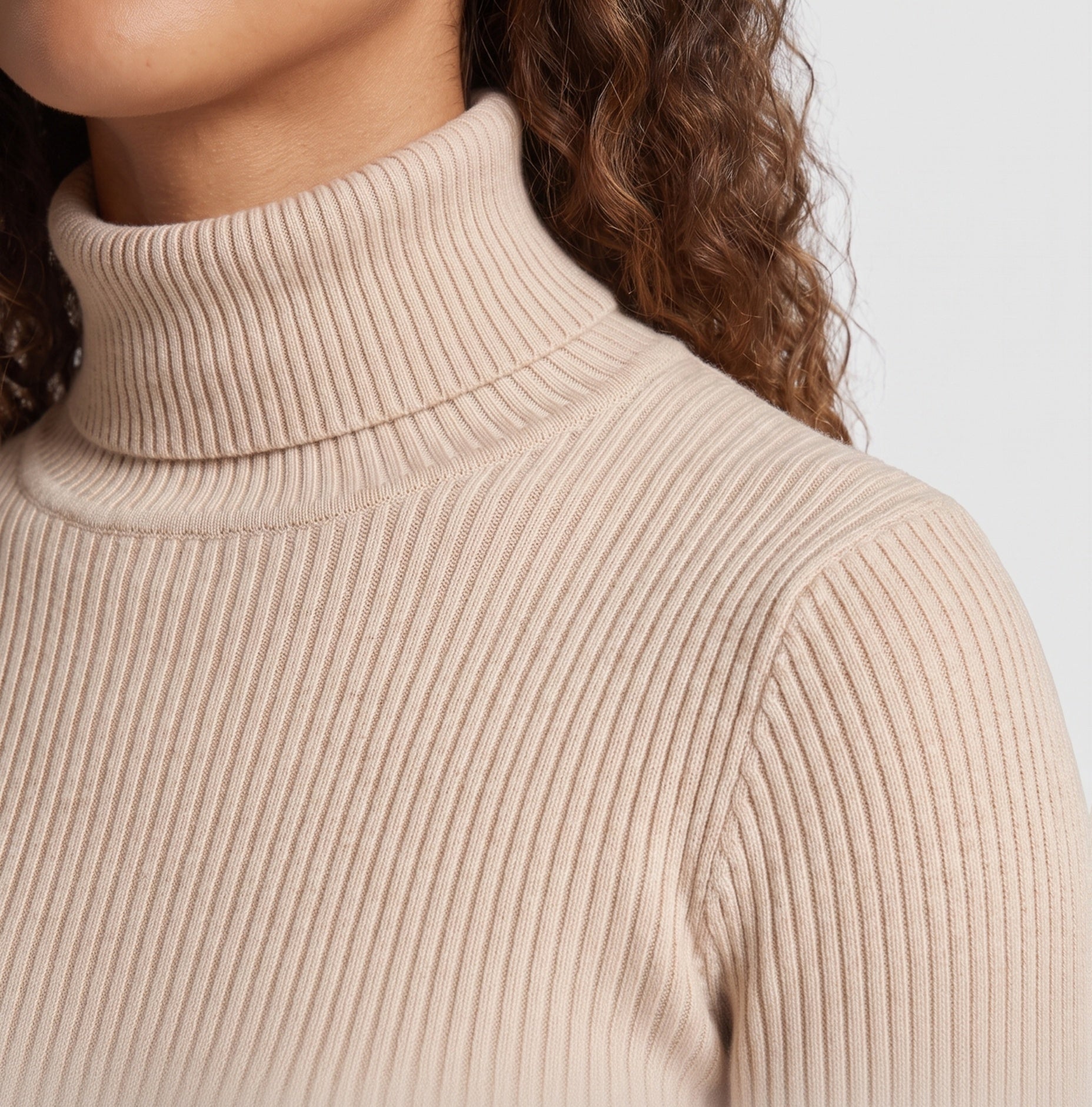 Product 16033030635850 - close_up_detail