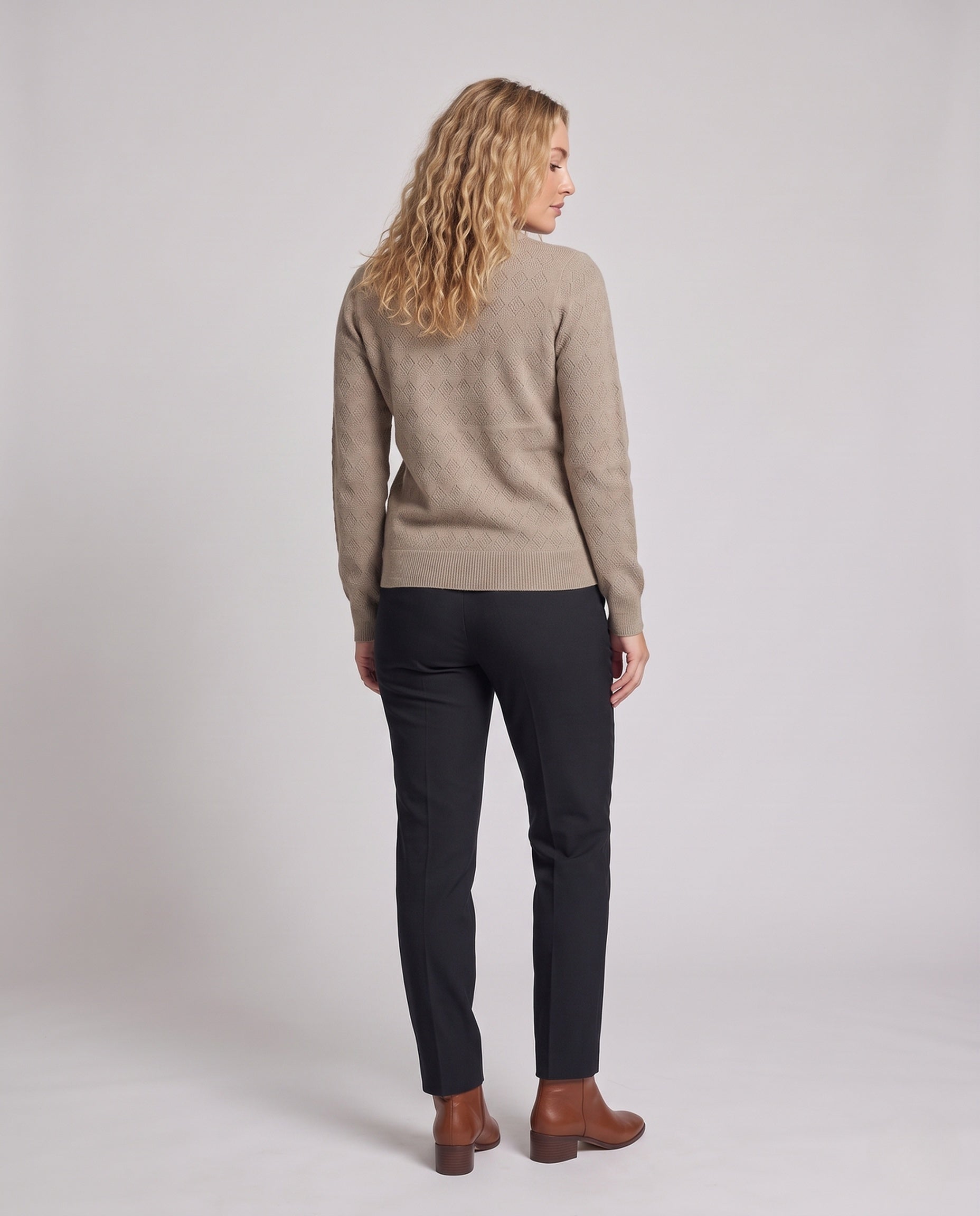 Product 16034469839178 - back_view
