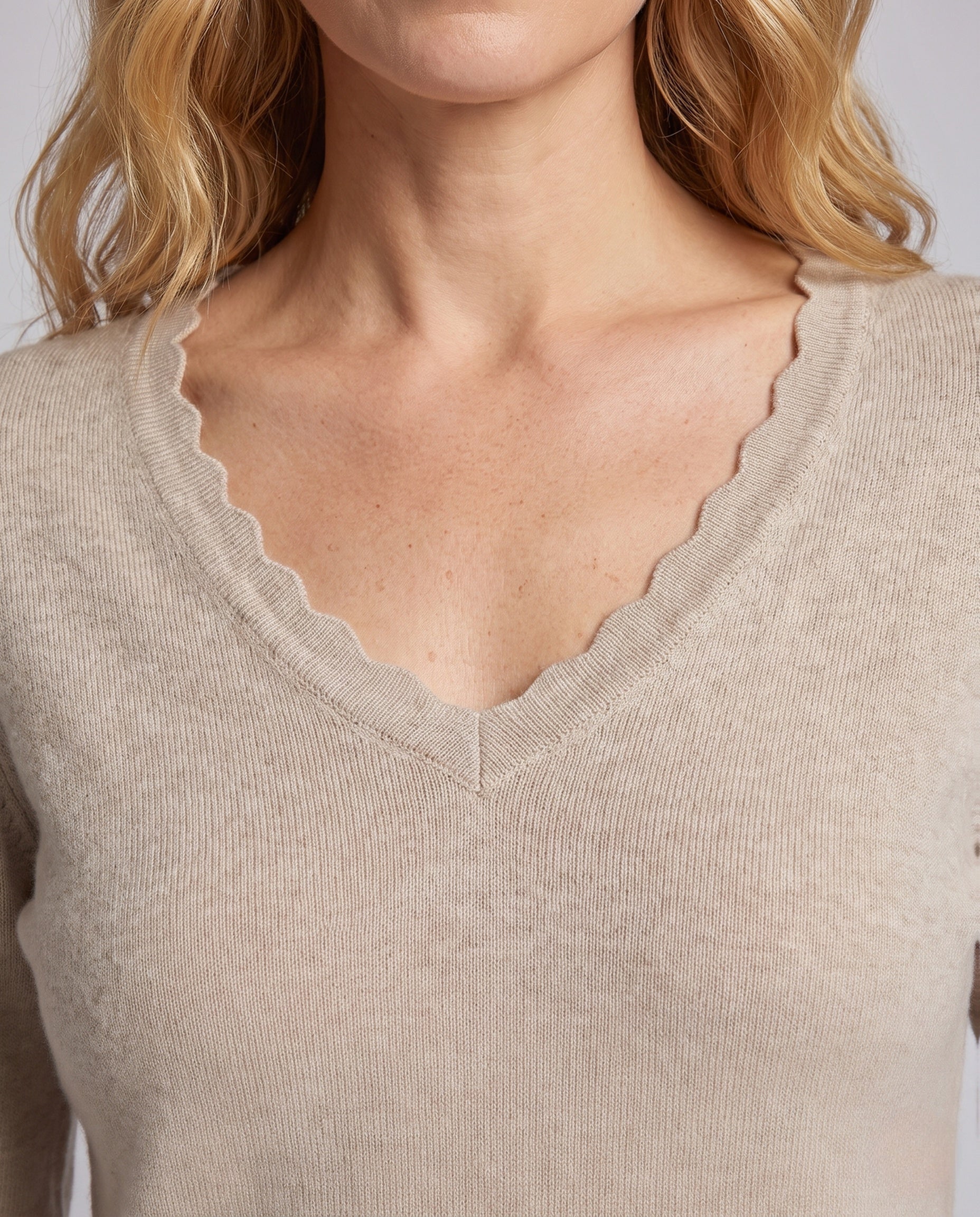 Product 16034472460618 - close_up_detail