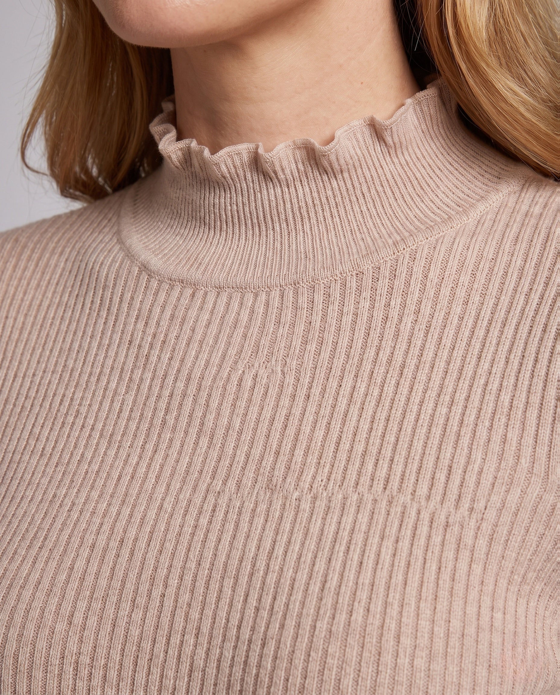Product 16034473804106 - close_up_detail