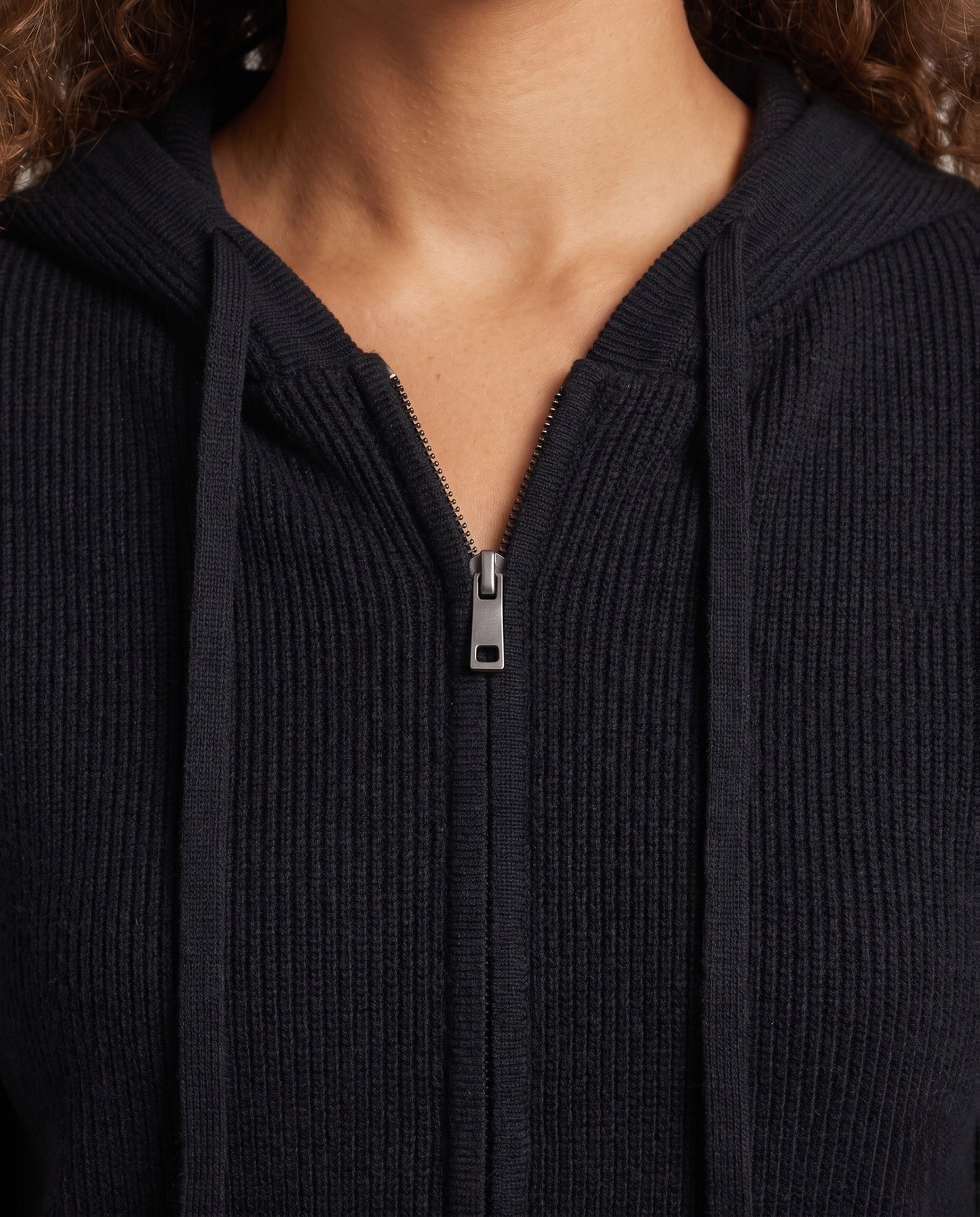 Product 16034479702346 - close_up_detail