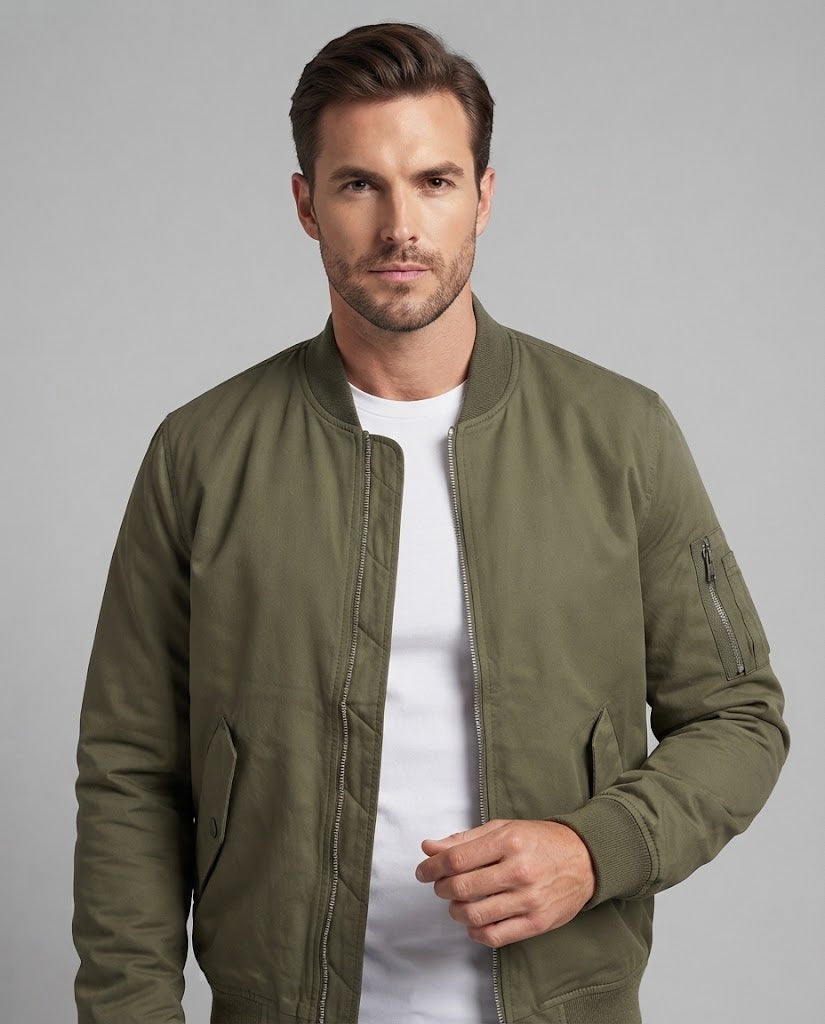 Men's insulated pilot bomber with thermo padding, sleeve pocket and ribbed cuffs Chichicherry