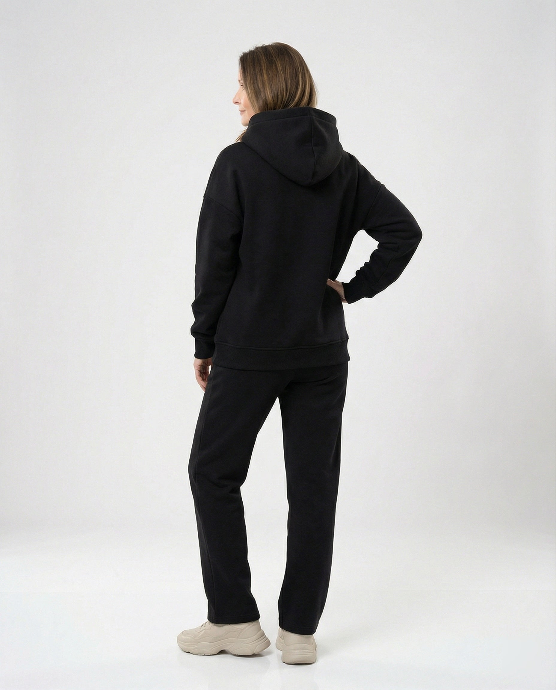 Women's tracksuit with high collar