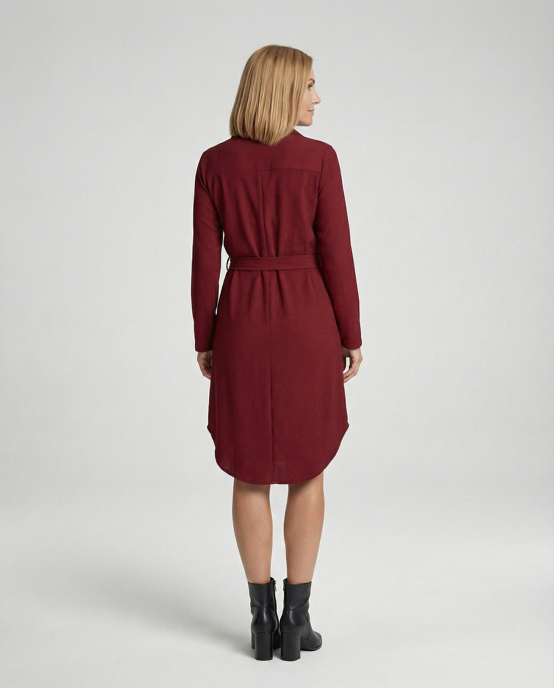 Leisure dress women's knee-length with button placket