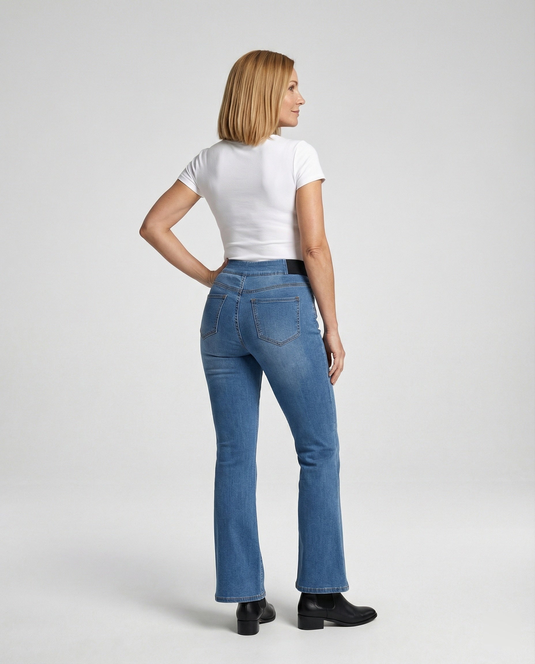Women's Flared Jeans High Waist with Comfort Waistband