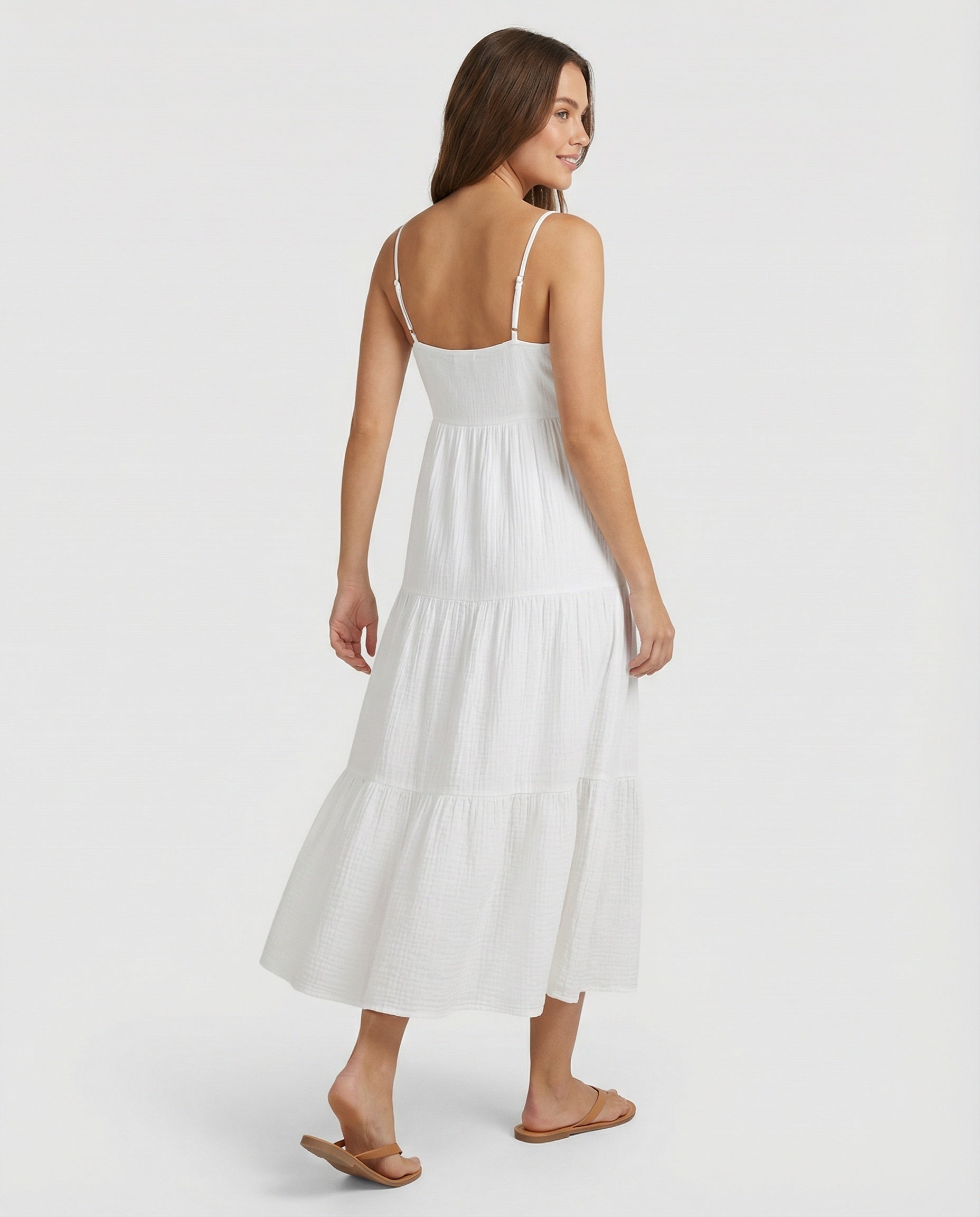 Women's maxi dress with adjustable ruffles