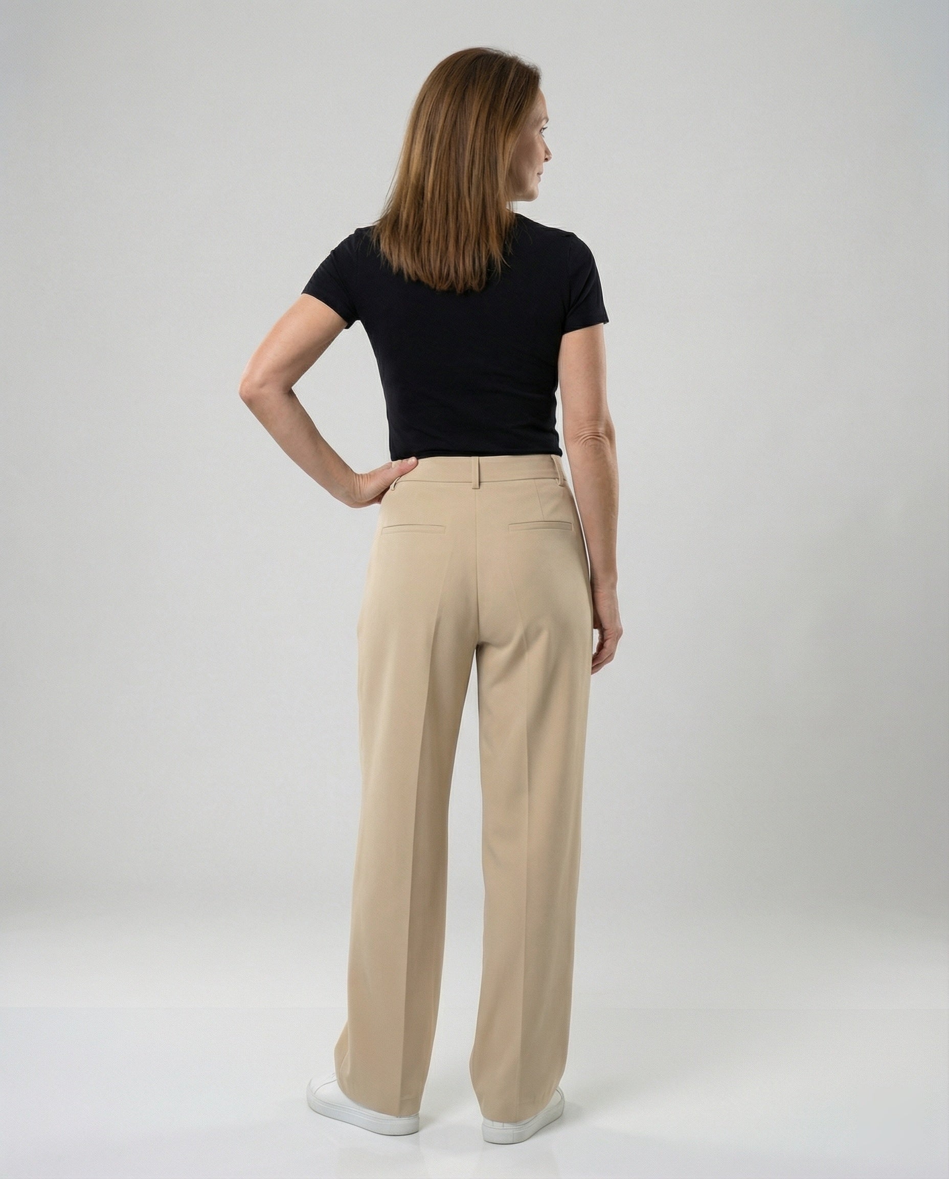 Leisure clothing women's pleated pants wide