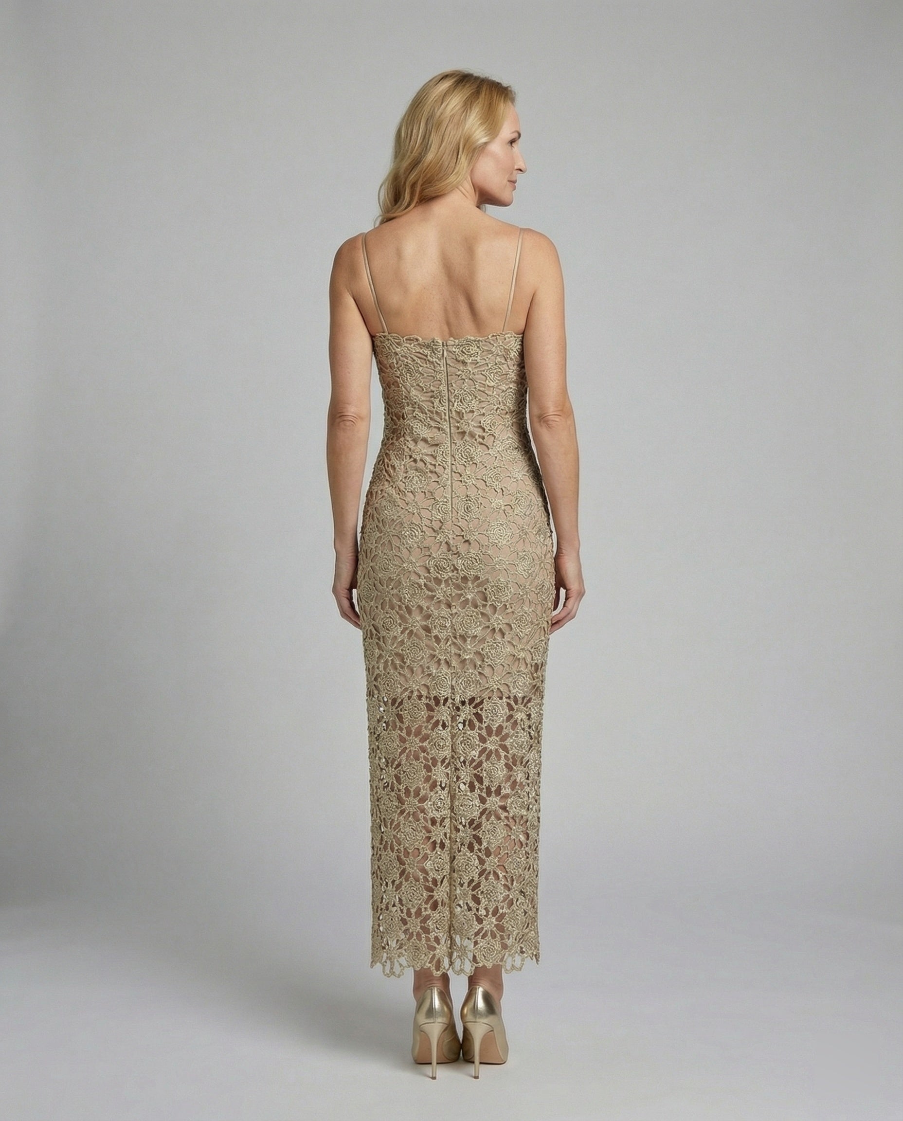 Women's Fitted Lace Maxi Dress