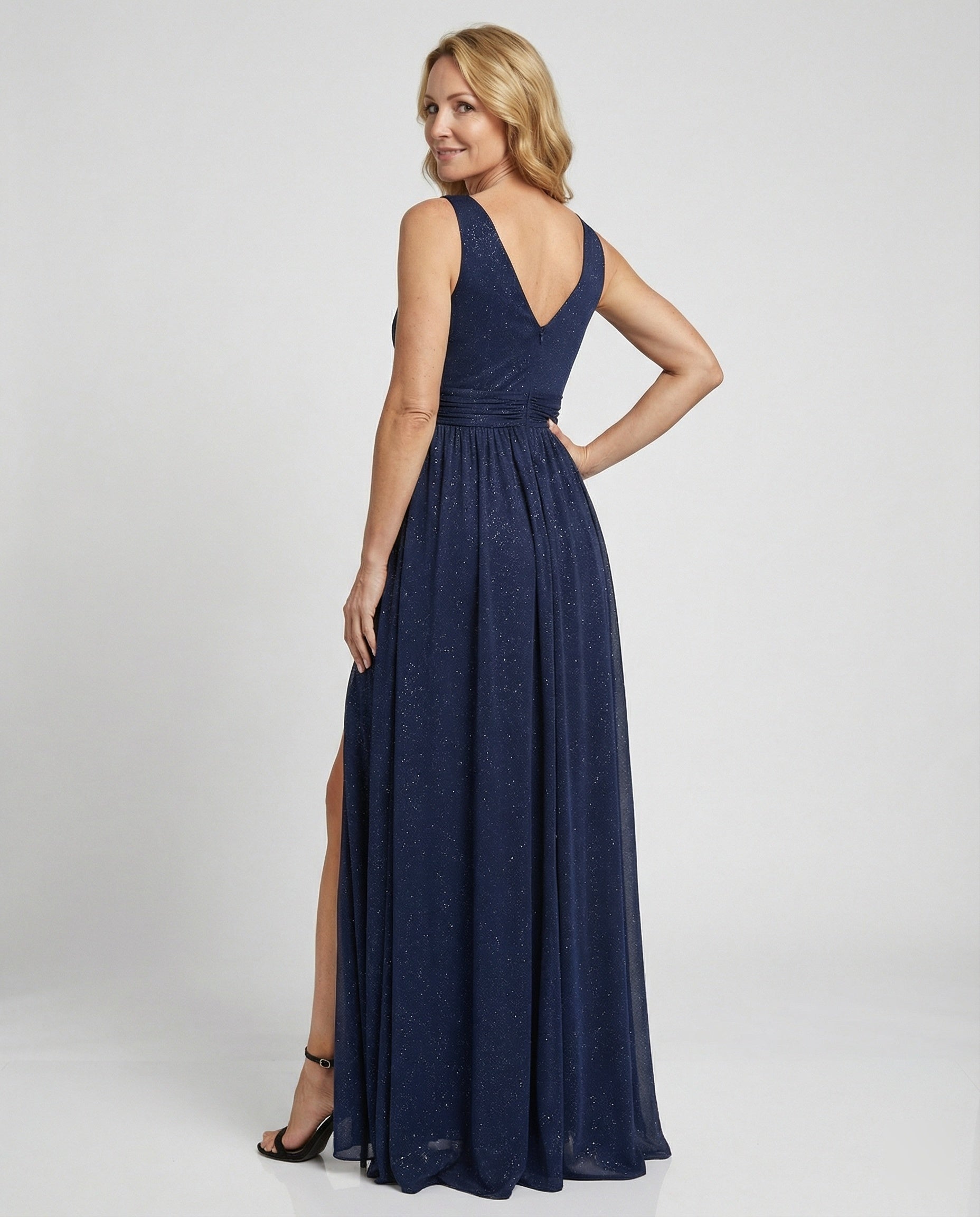 Evening dress long flowing with V-neck