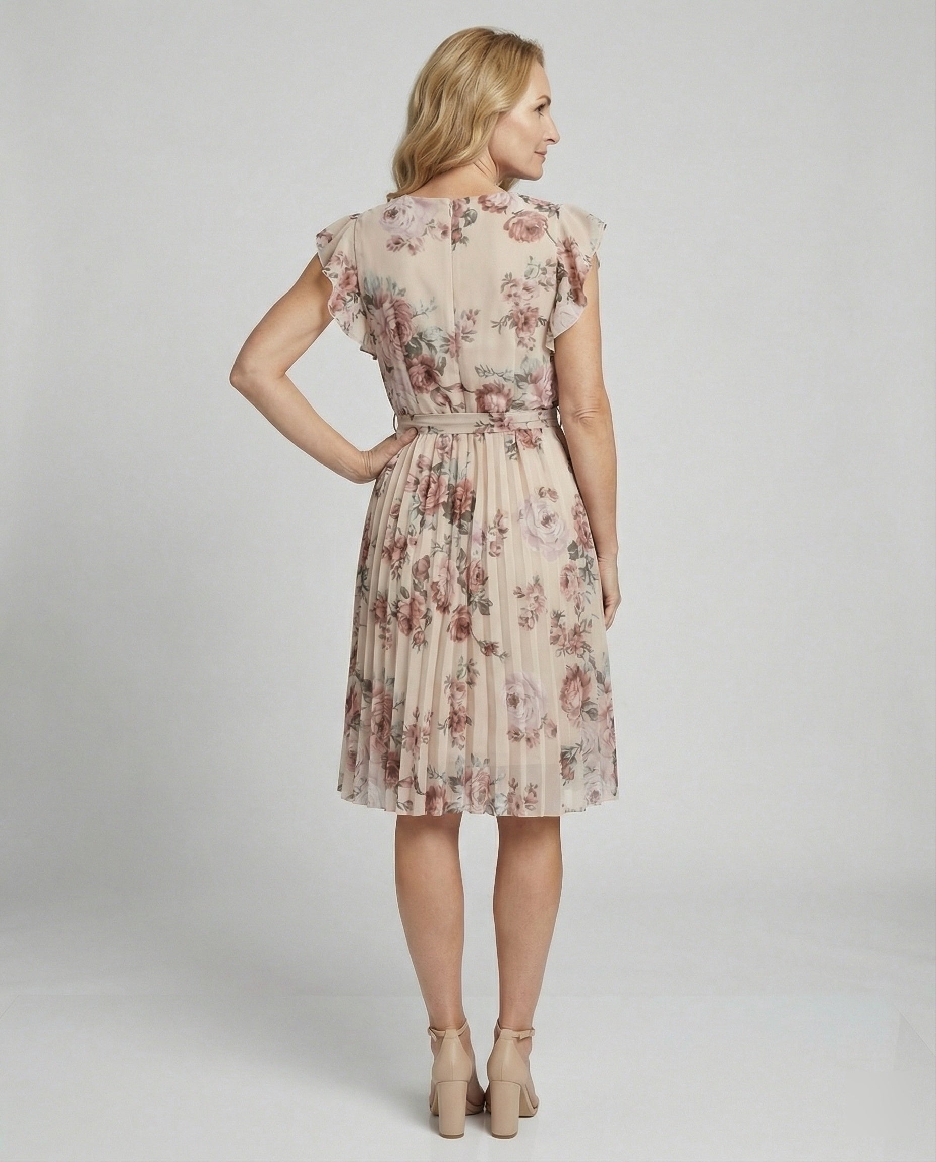 Women's casual dress wrap with pleats