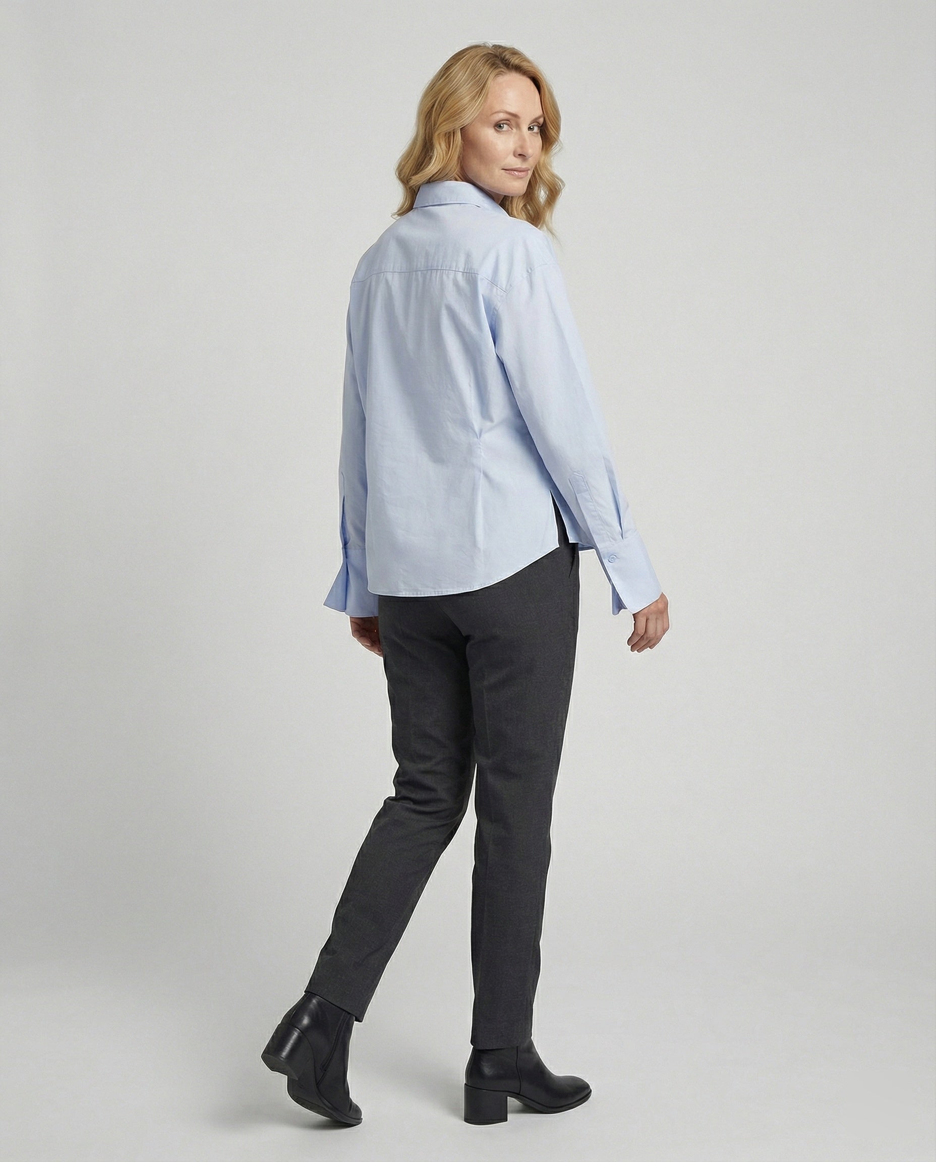 Women's shirt with asymmetric cut