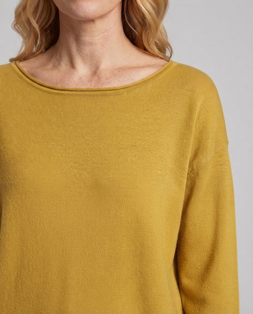 Women's fine knit sweater with boat neckline and loose fit Chichicherry