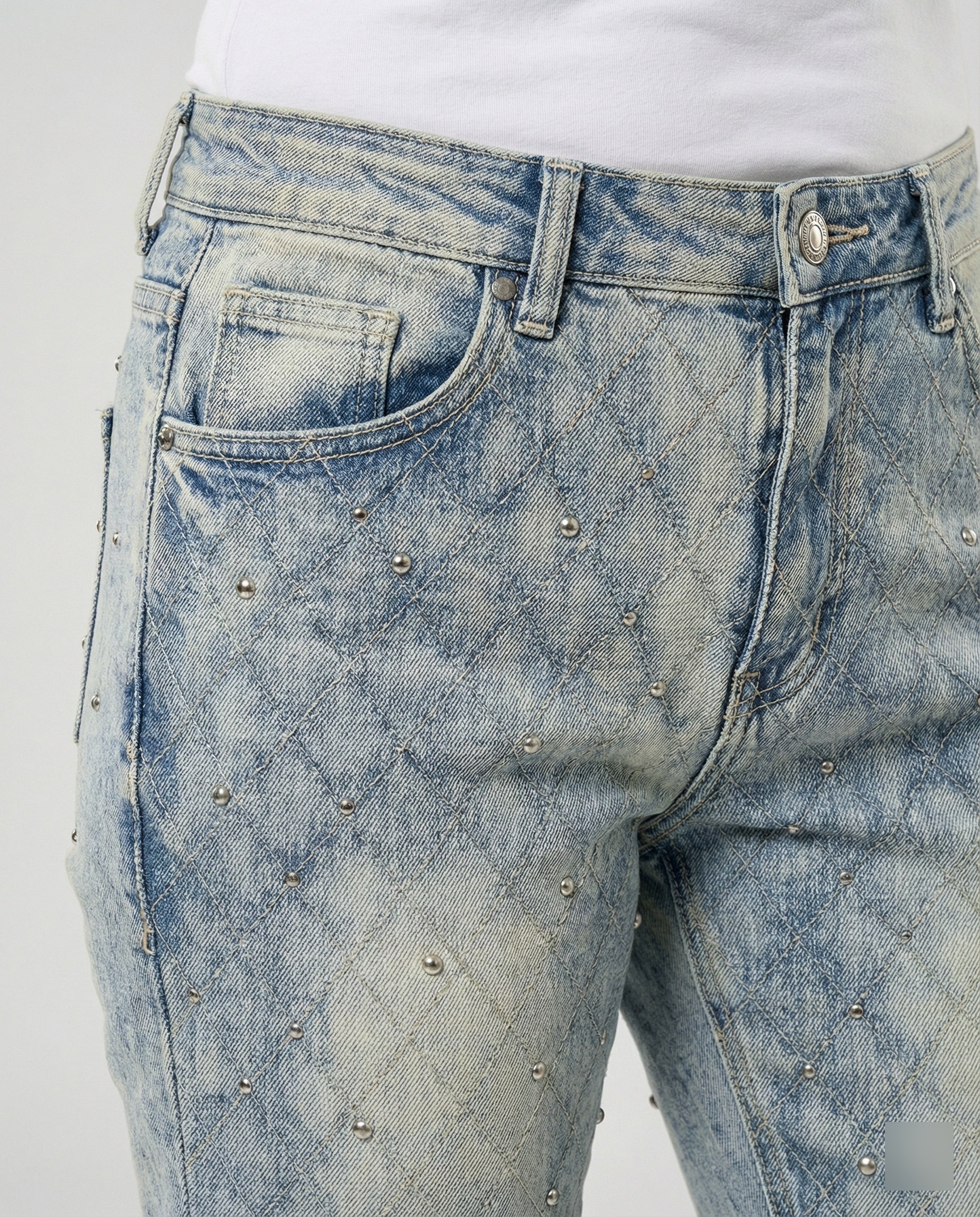 Women's jeans with pearls straight leg