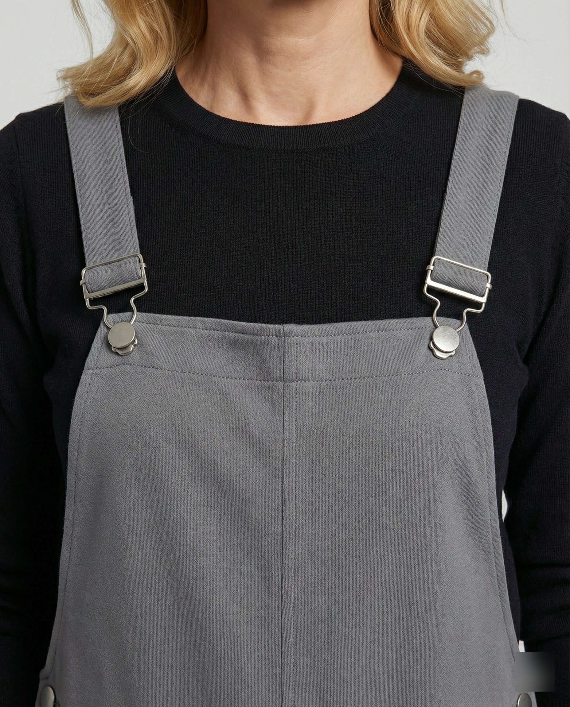 Women's dungarees with wide legs