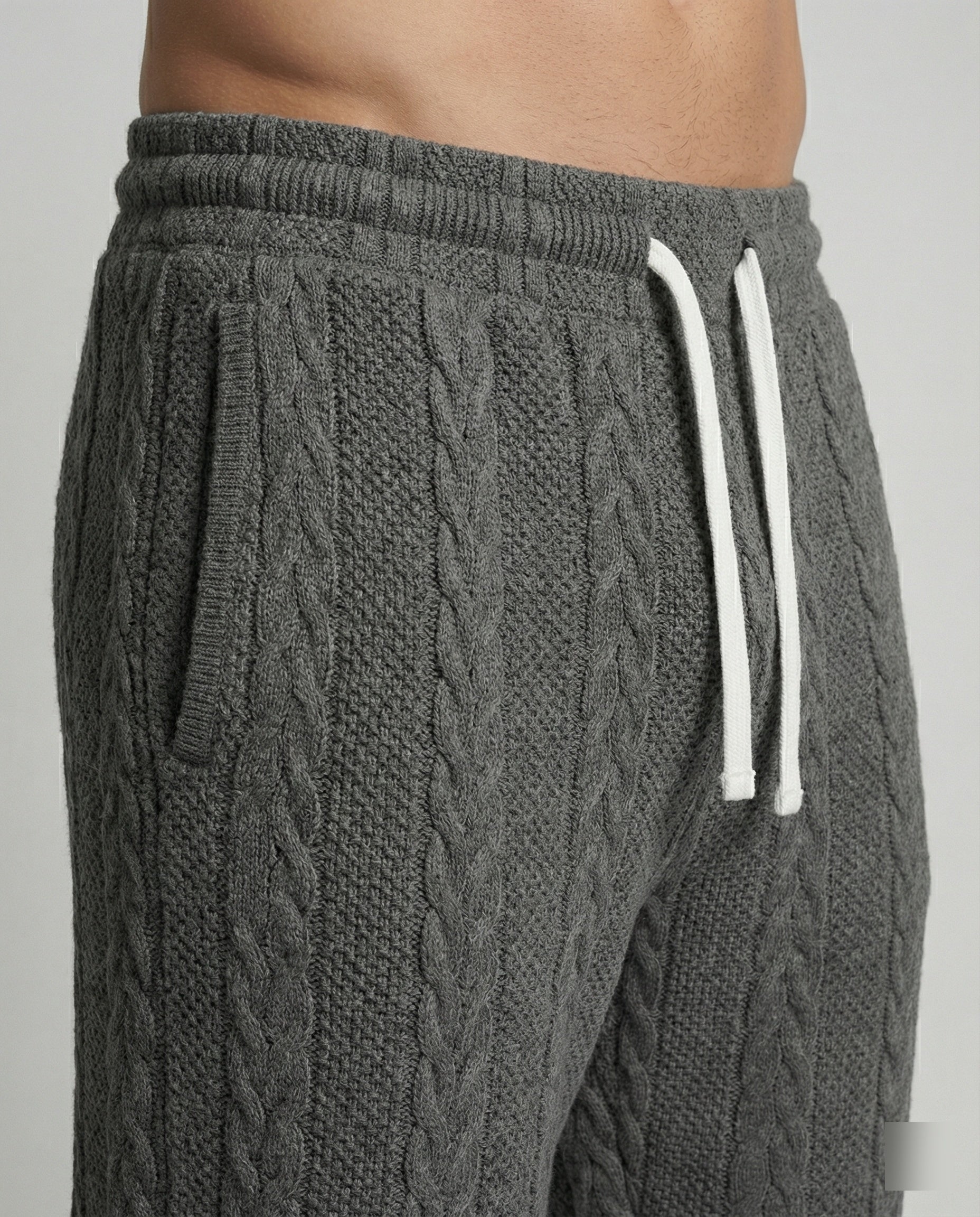 Men's casual pants with elastic waistband