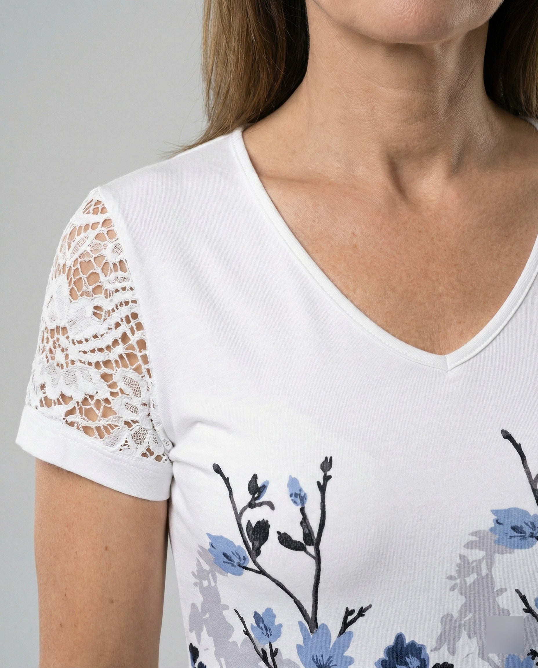 Short sleeve blouse women feather print V-neck