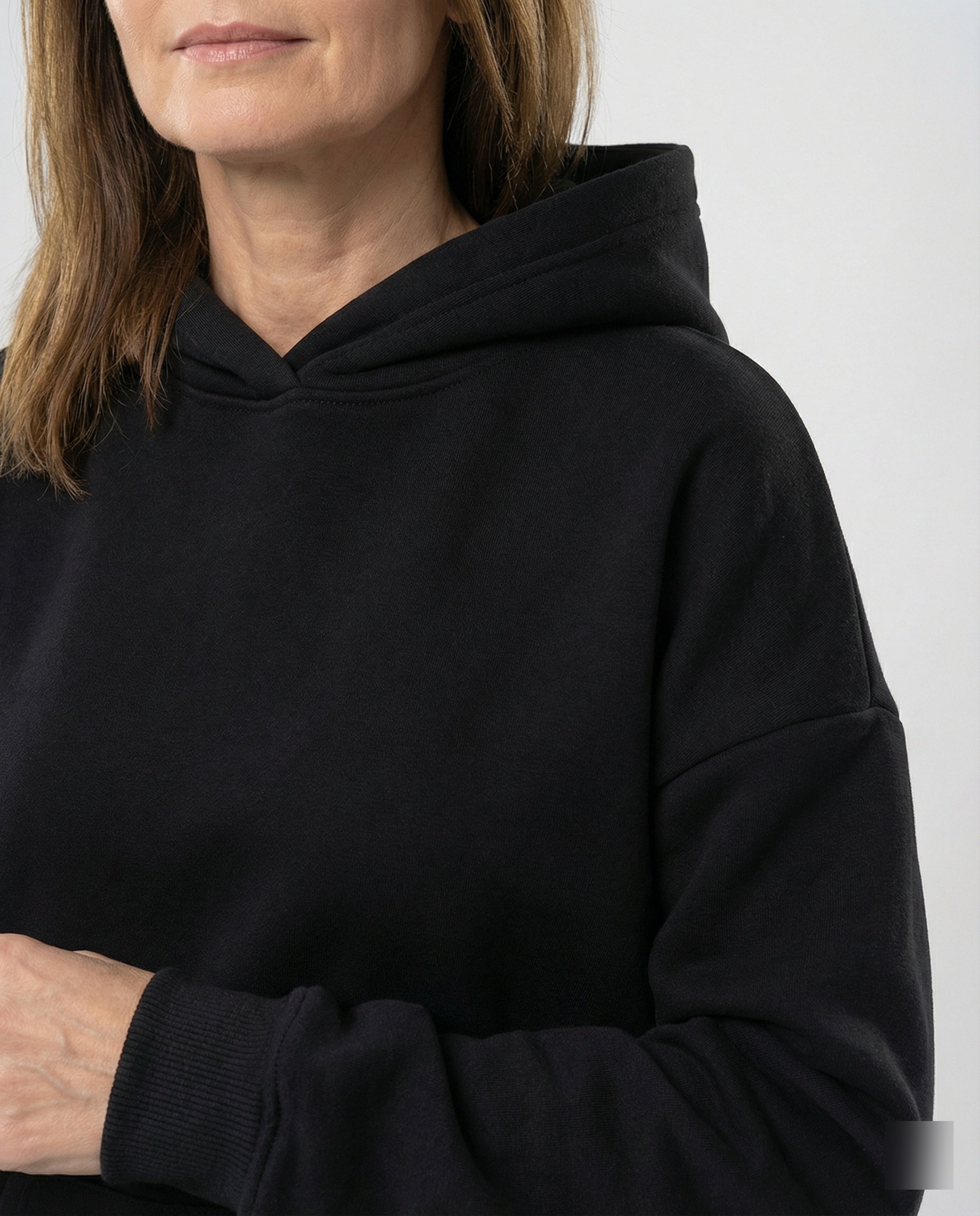 Women's tracksuit with high collar