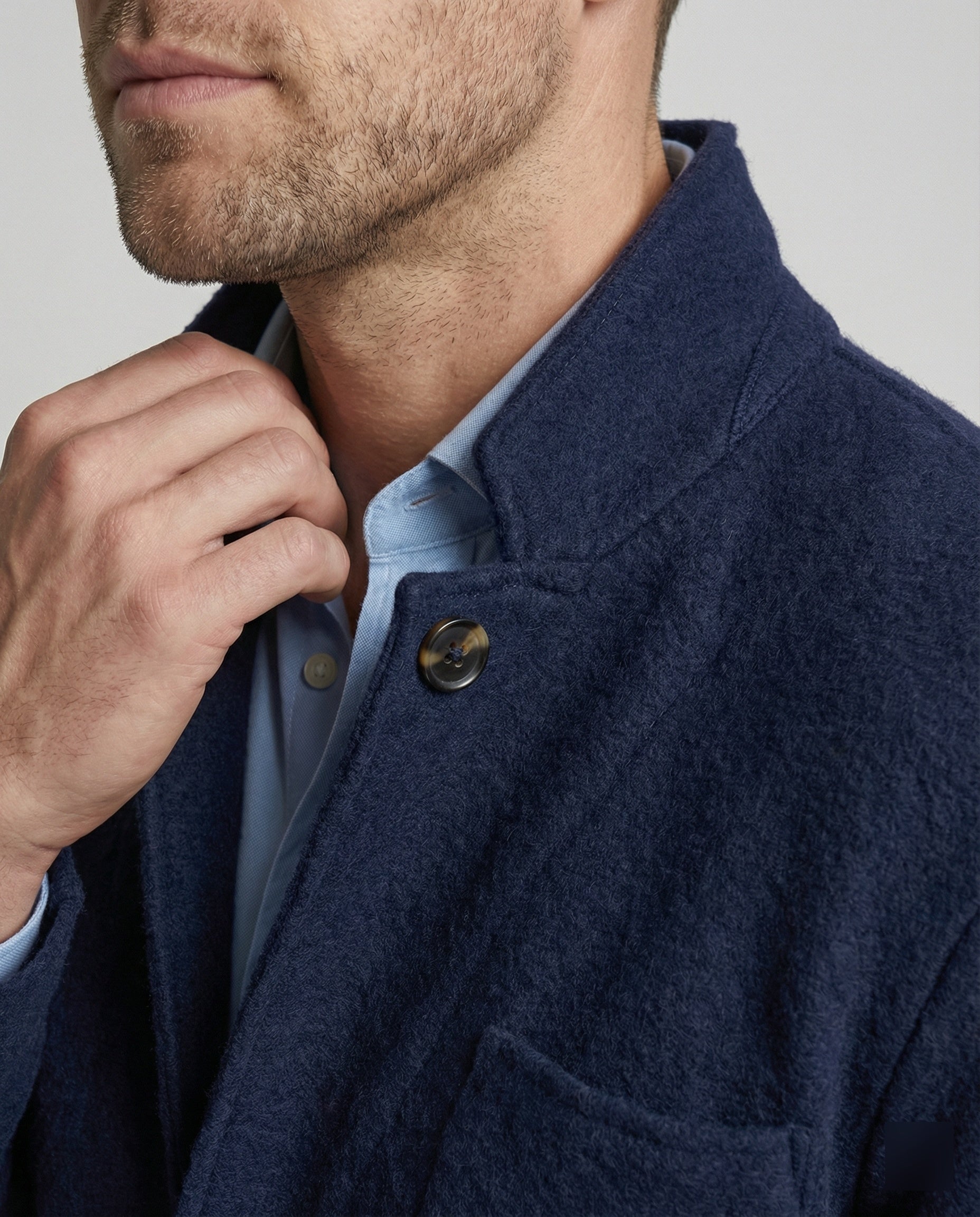 Men's elegant cardigan with practical cut and fashionable details