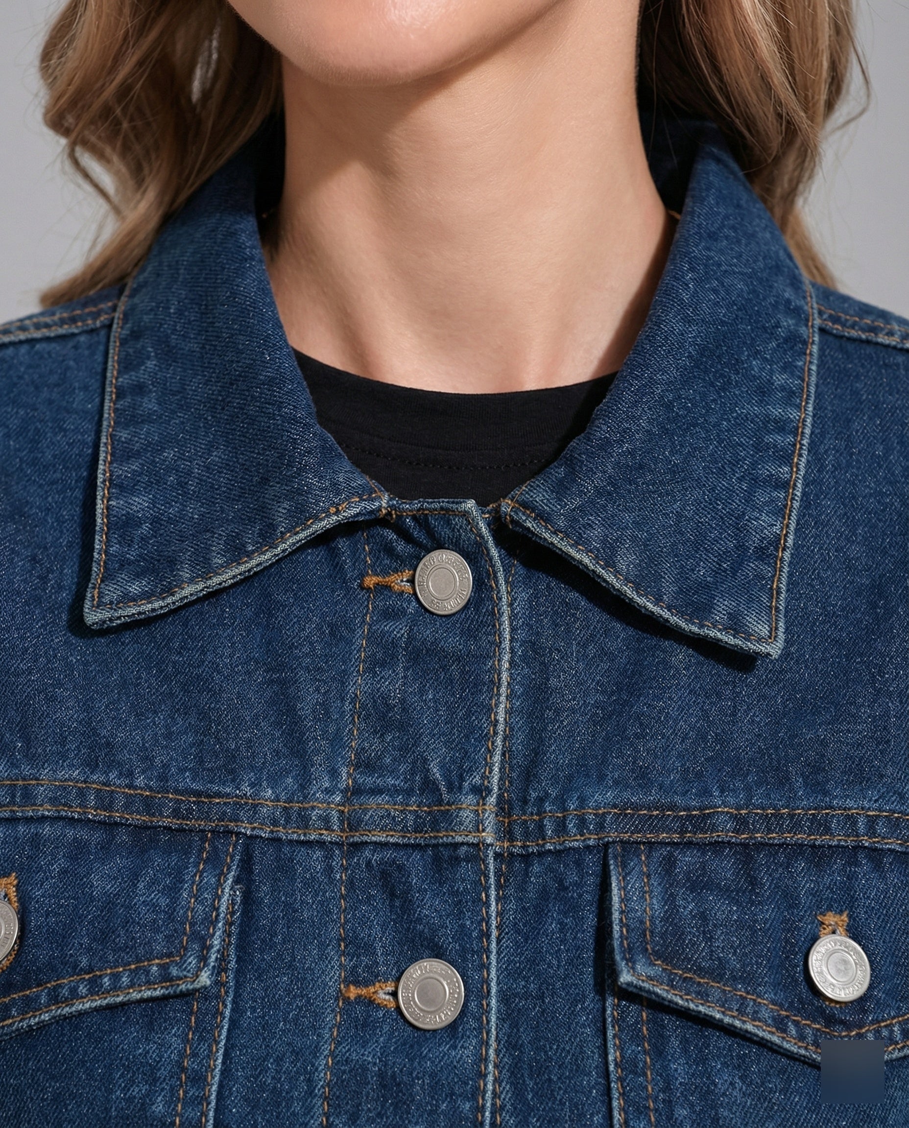 Women's denim jacket Women's shorts with pockets