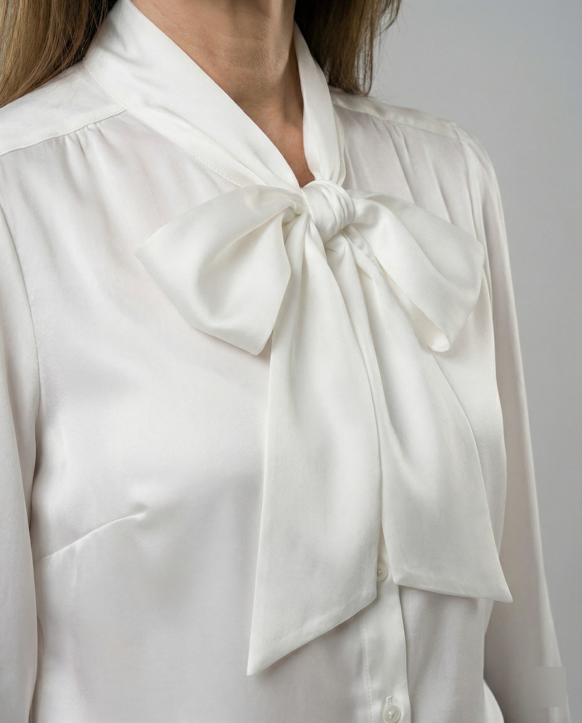 Ladies blouse with ruffle details
