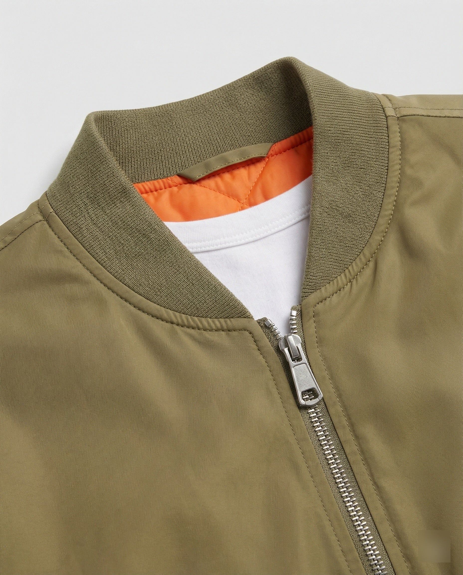Women's padded bomber jacket