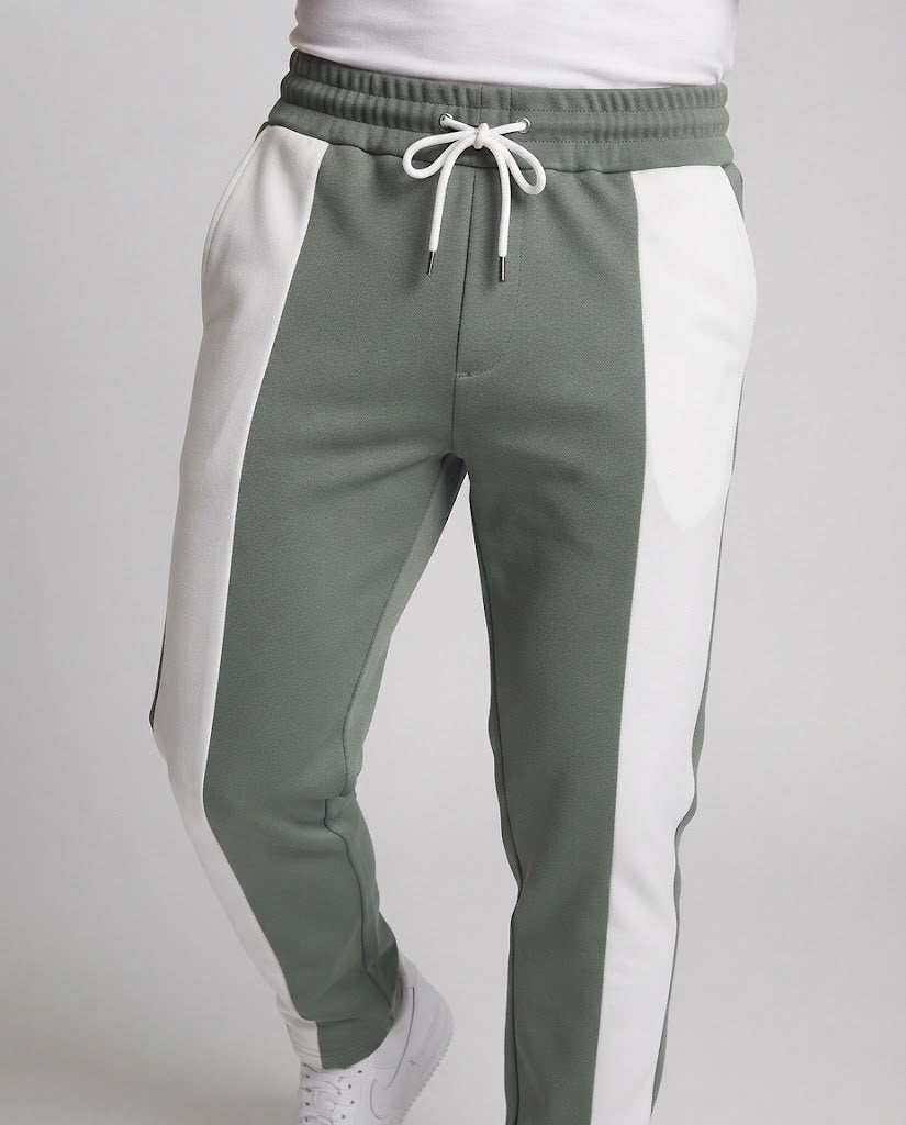 Men's sporty jogging pants with contrasting side stripes and elastic waistband Chichicherry