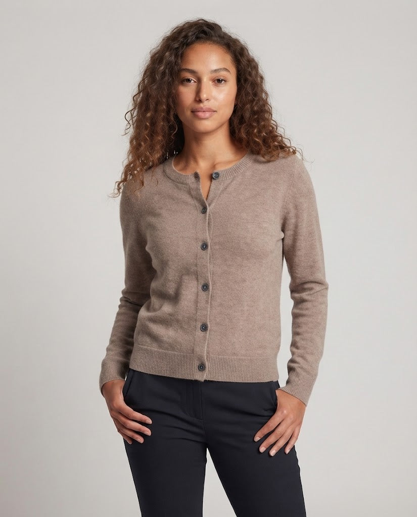 Women's fine-knit cardigan with visible button placket, round neckline and soft drape Chichicherry