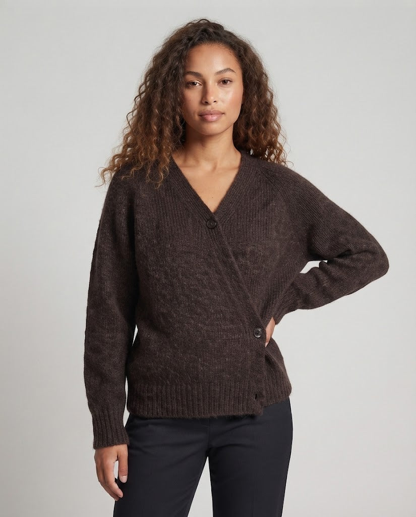 Women's Oversize Cardigan made of coarse knit with V-neck and button placket Chichicherry