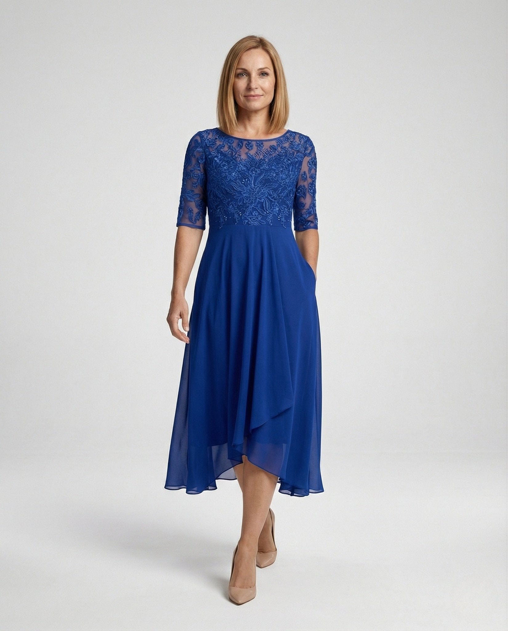 Elegant chiffon evening dress with lace - Chichicherry