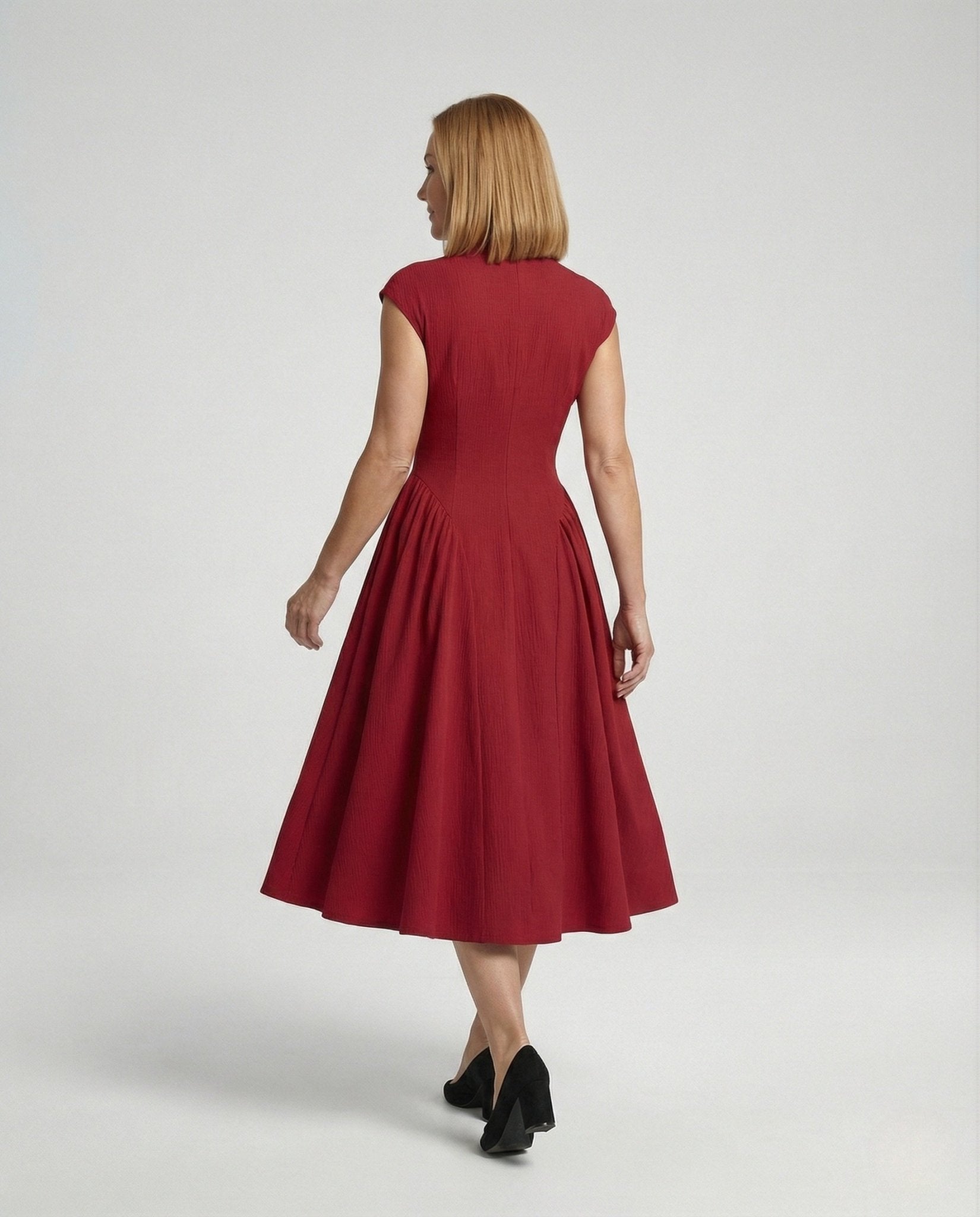 Figure-hugging midi dress with flared skirt for women - Chichicherry