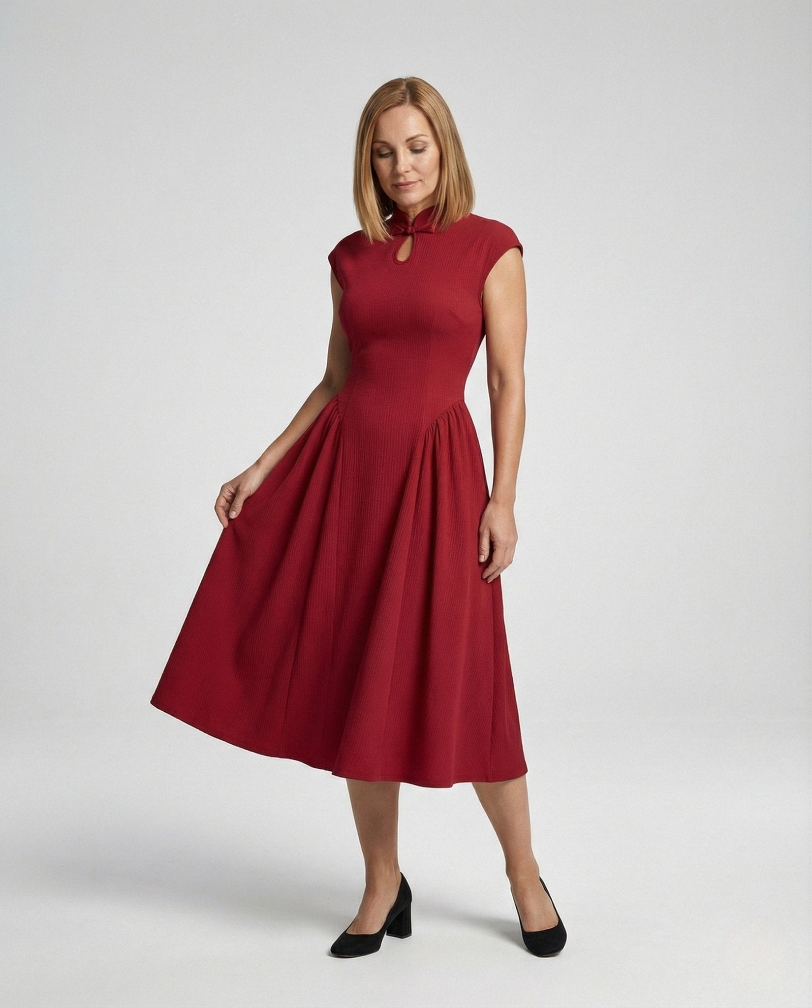 Figure-hugging midi dress with flared skirt for women - Chichicherry