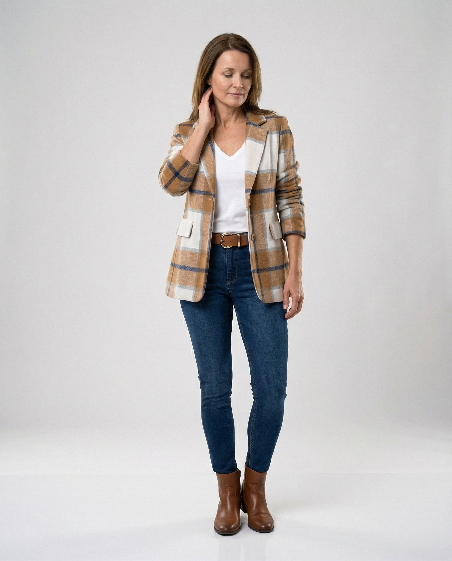 Women Checked Blazer with Tailored Fit