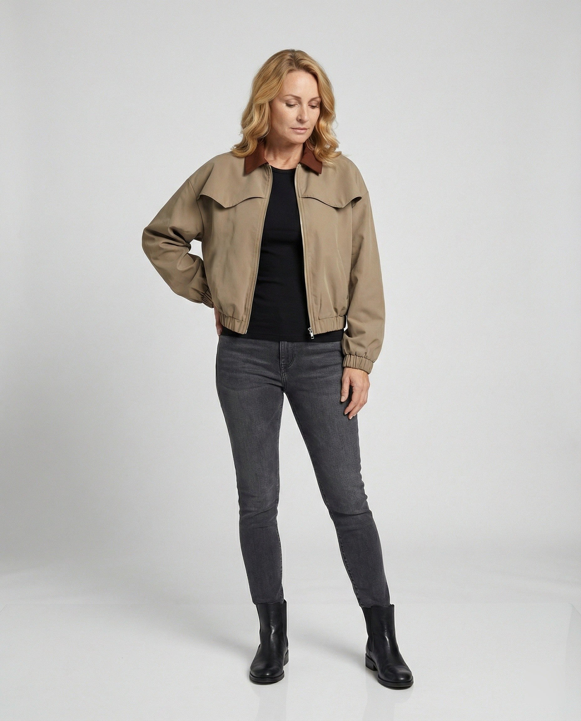 Leisurewear Women's Blouson Jacket Short