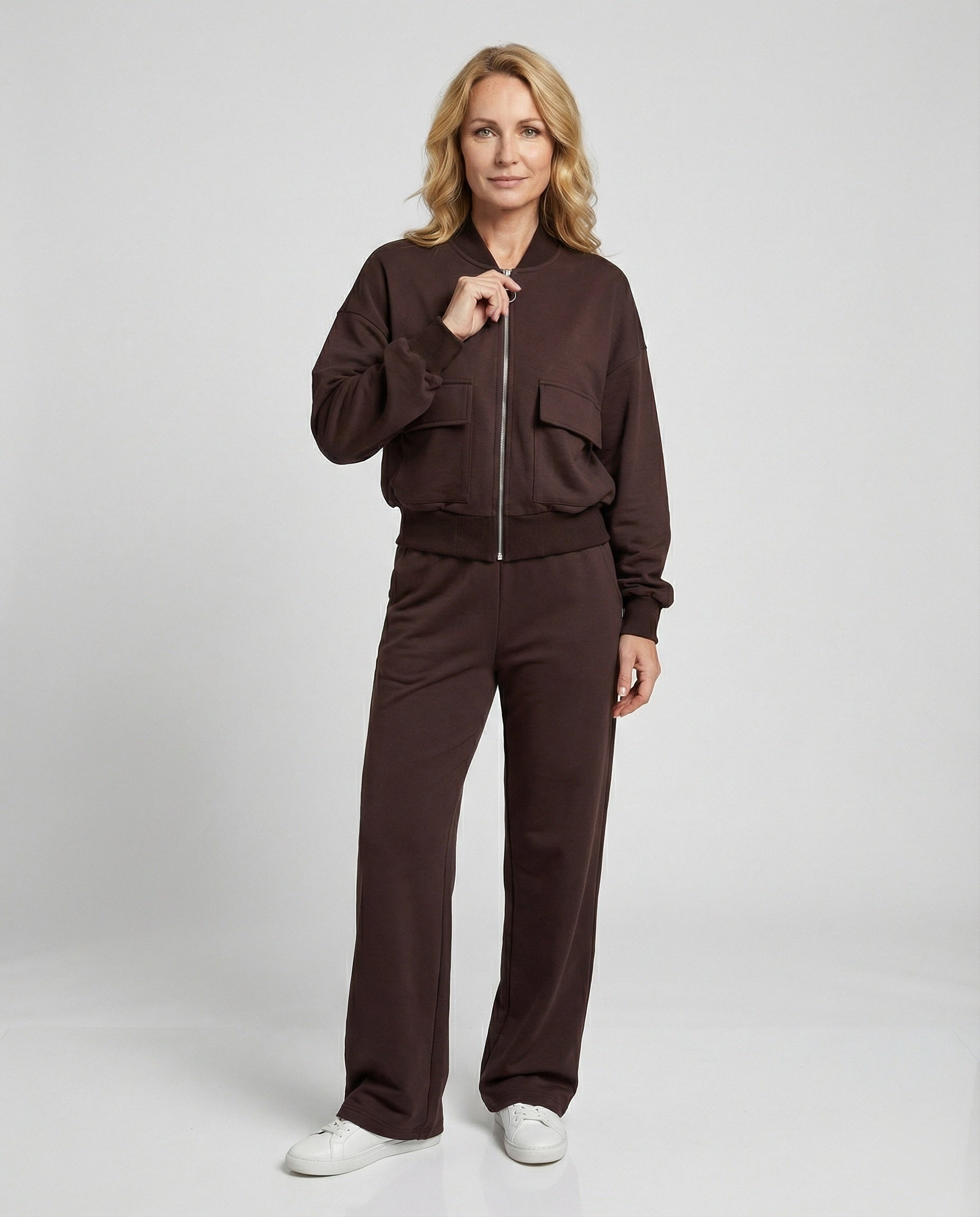 Women's casual zip jacket with pockets