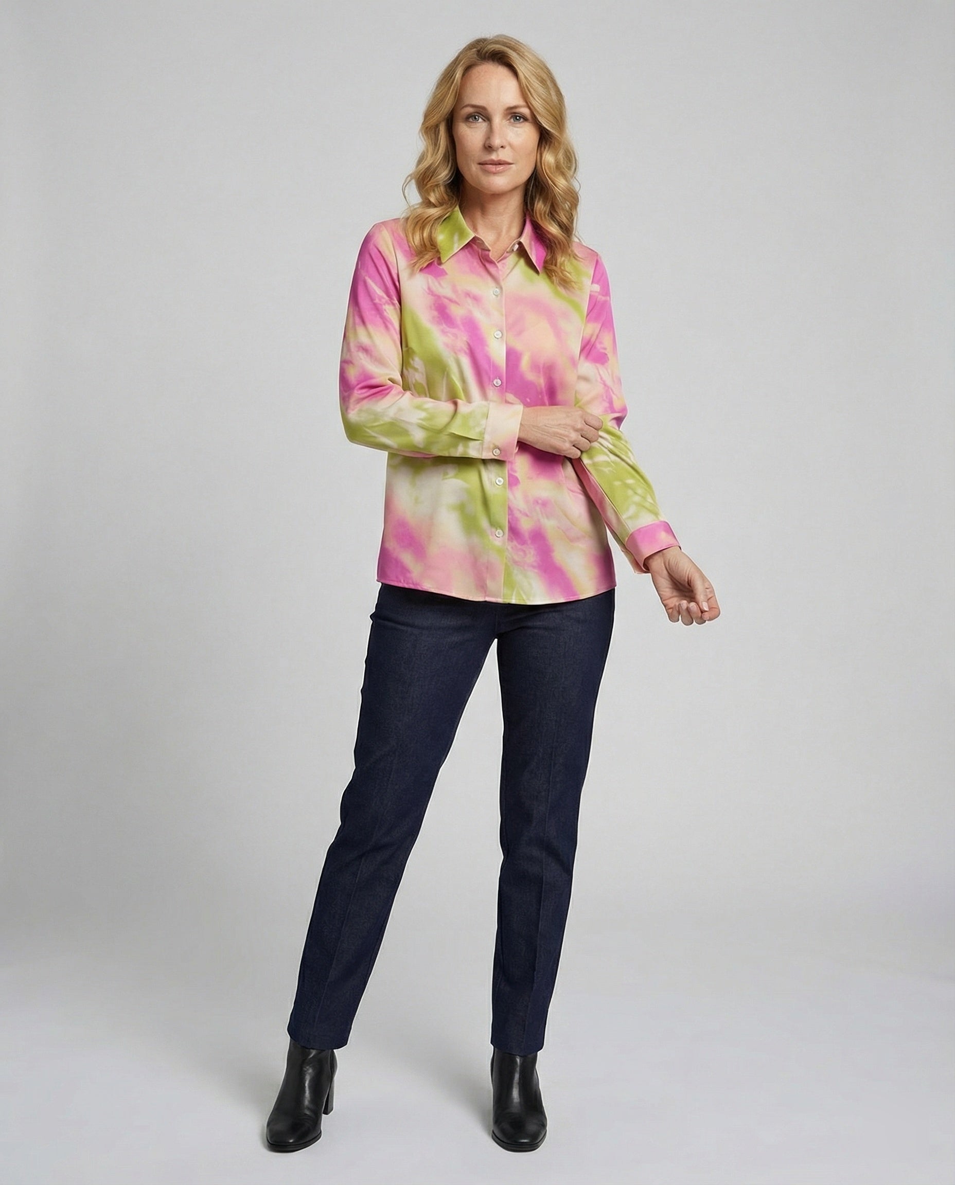 Women's Blouse Top Viscose Batik with Kent Collar