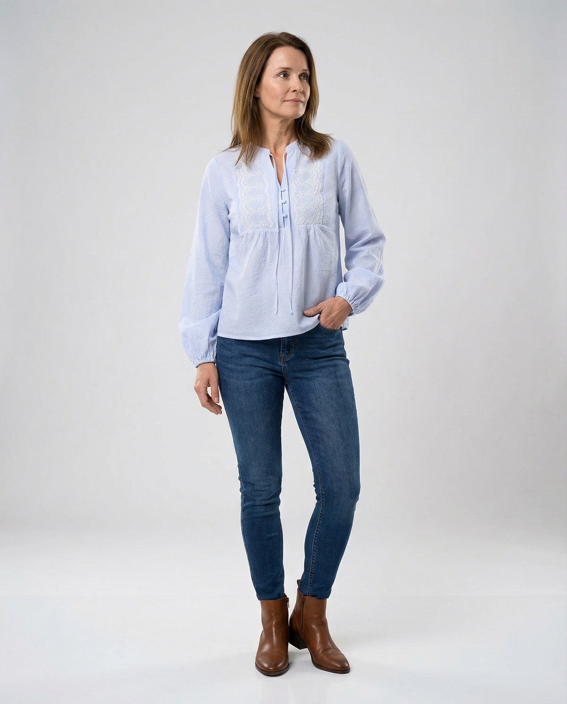 Embroidered blouse women with balloon sleeves