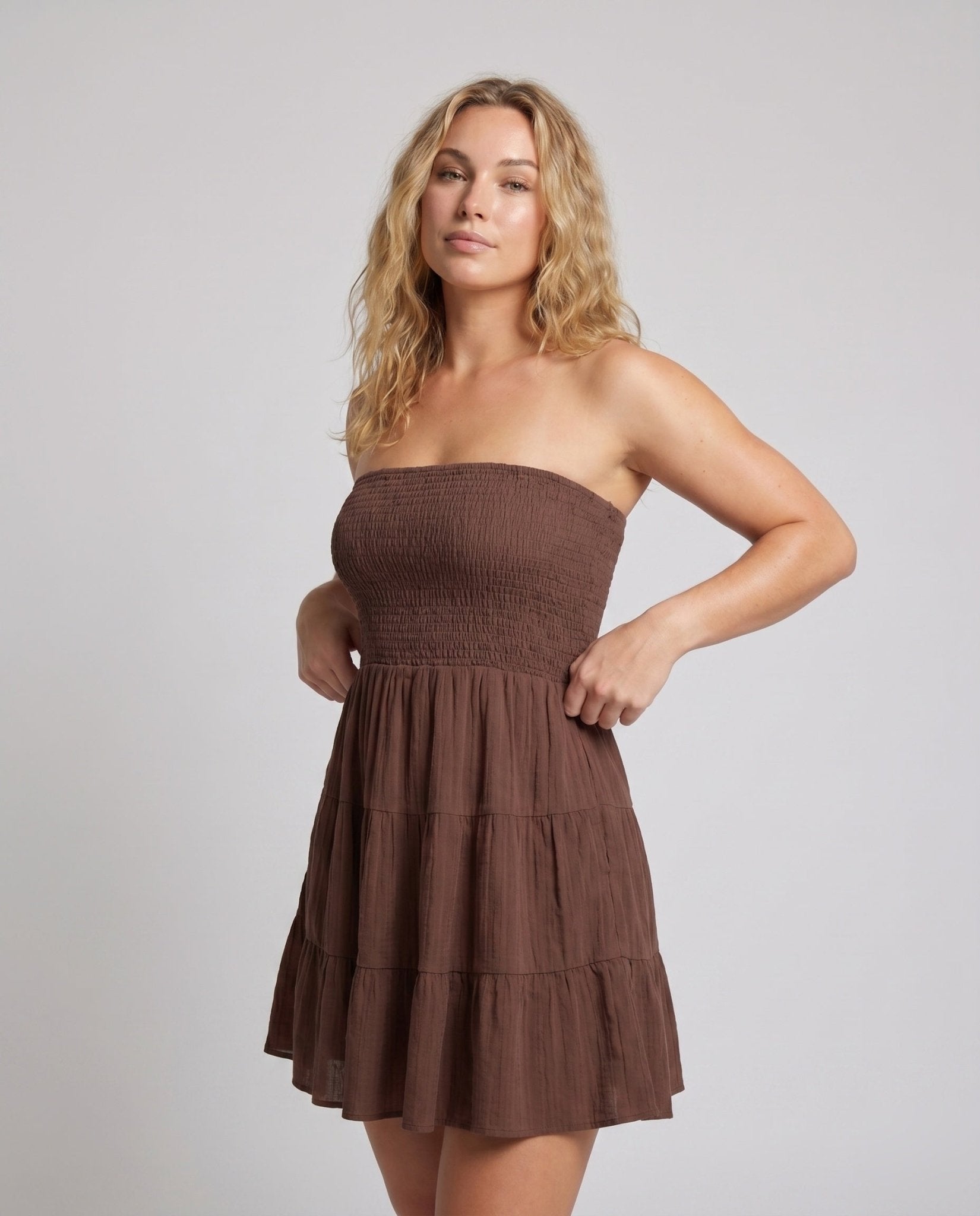 Ladies beach dress with elastic top and layered skirt - Chichicherry