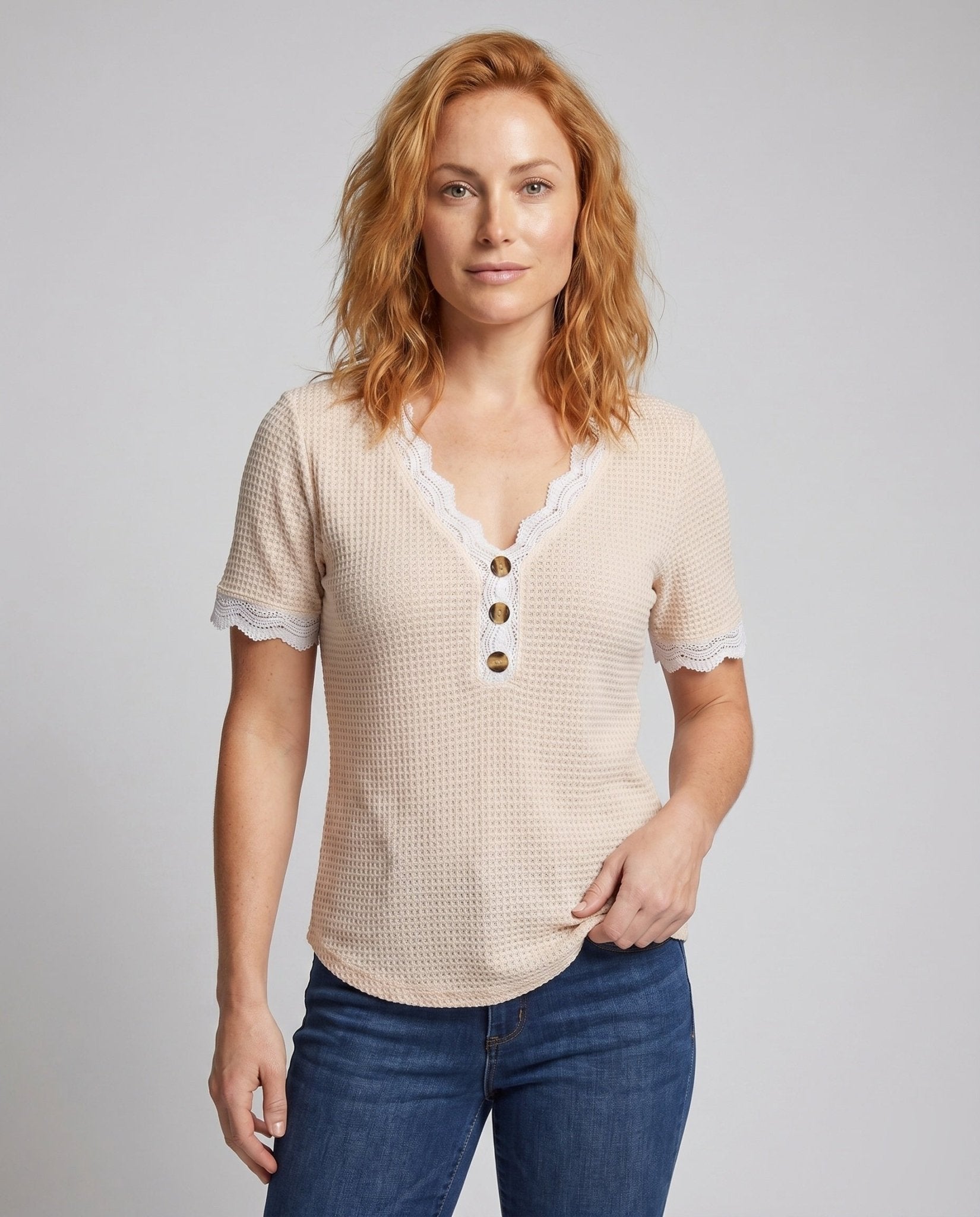 Ladies casual top with decorative button details and lace trim - Chichicherry