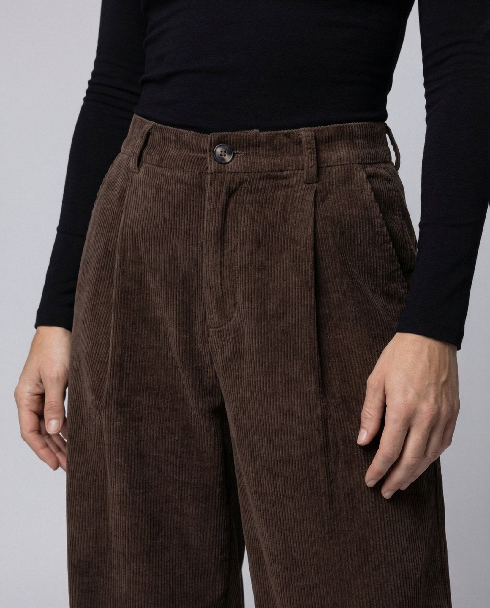 Ladies fine cord trousers pleats balloon leg - Chichicherry