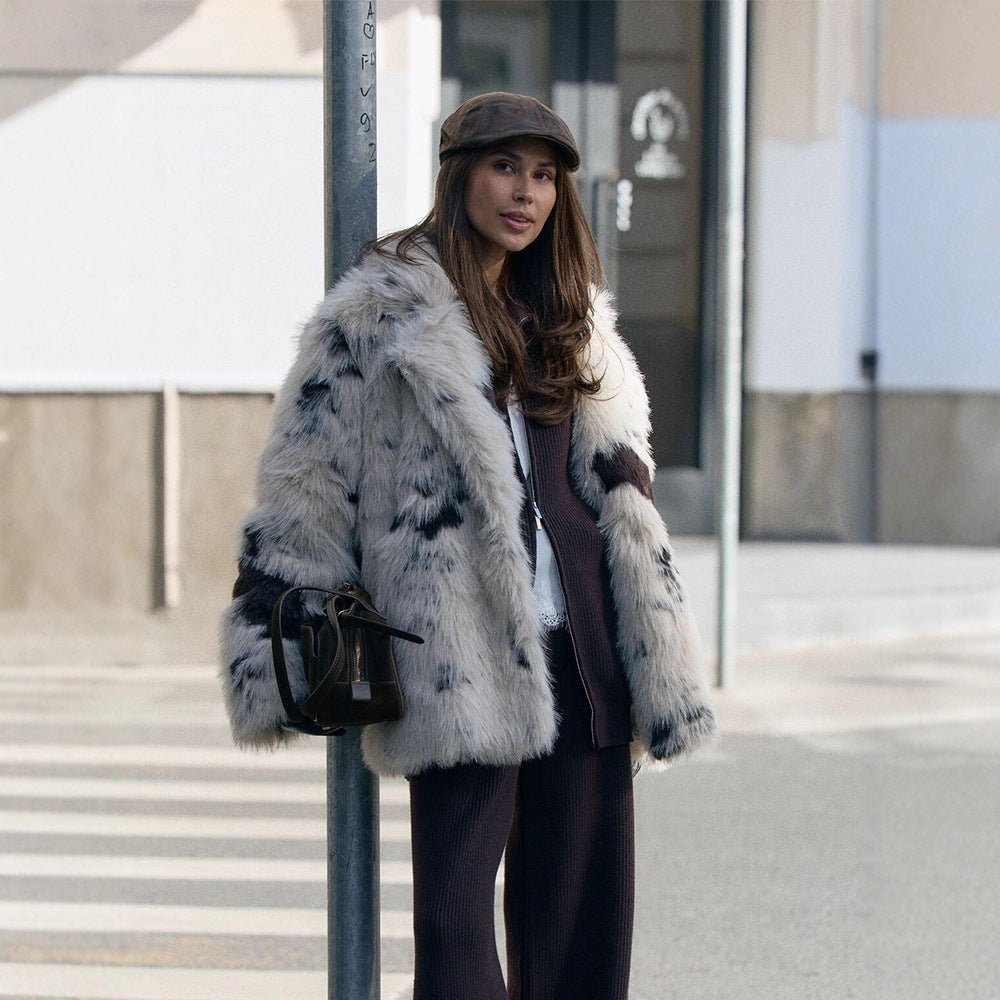 Ladies Flecked Faux Fur Coat in Oversized Cut with Voluminous Shawl Collar Chichicherry - Chichicherry