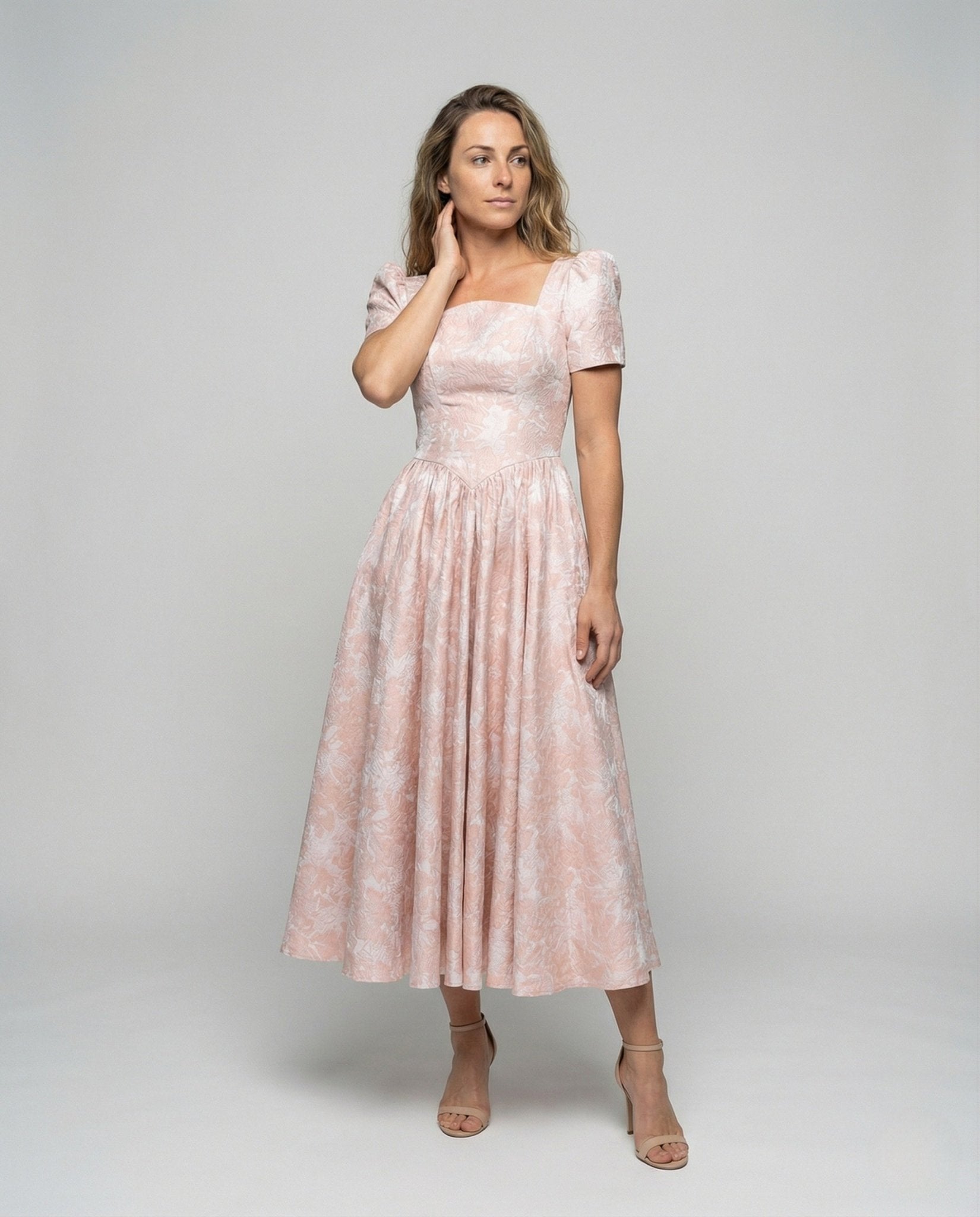 Ladies Jacquard Midi Dress with Puff Sleeves - Chichicherry