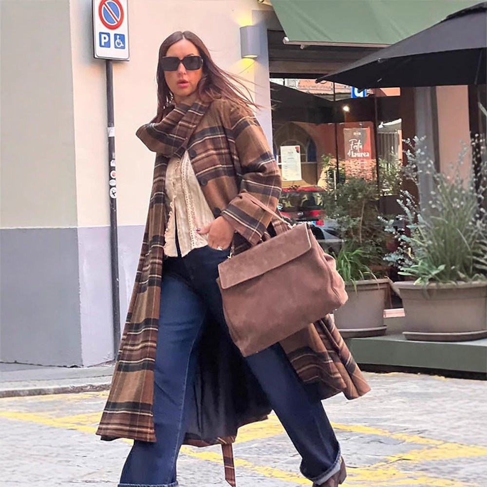 Ladies long coat in check look made of wool mix with oversized stand-up collar and bell sleeves Chichicherry - Chichicherry